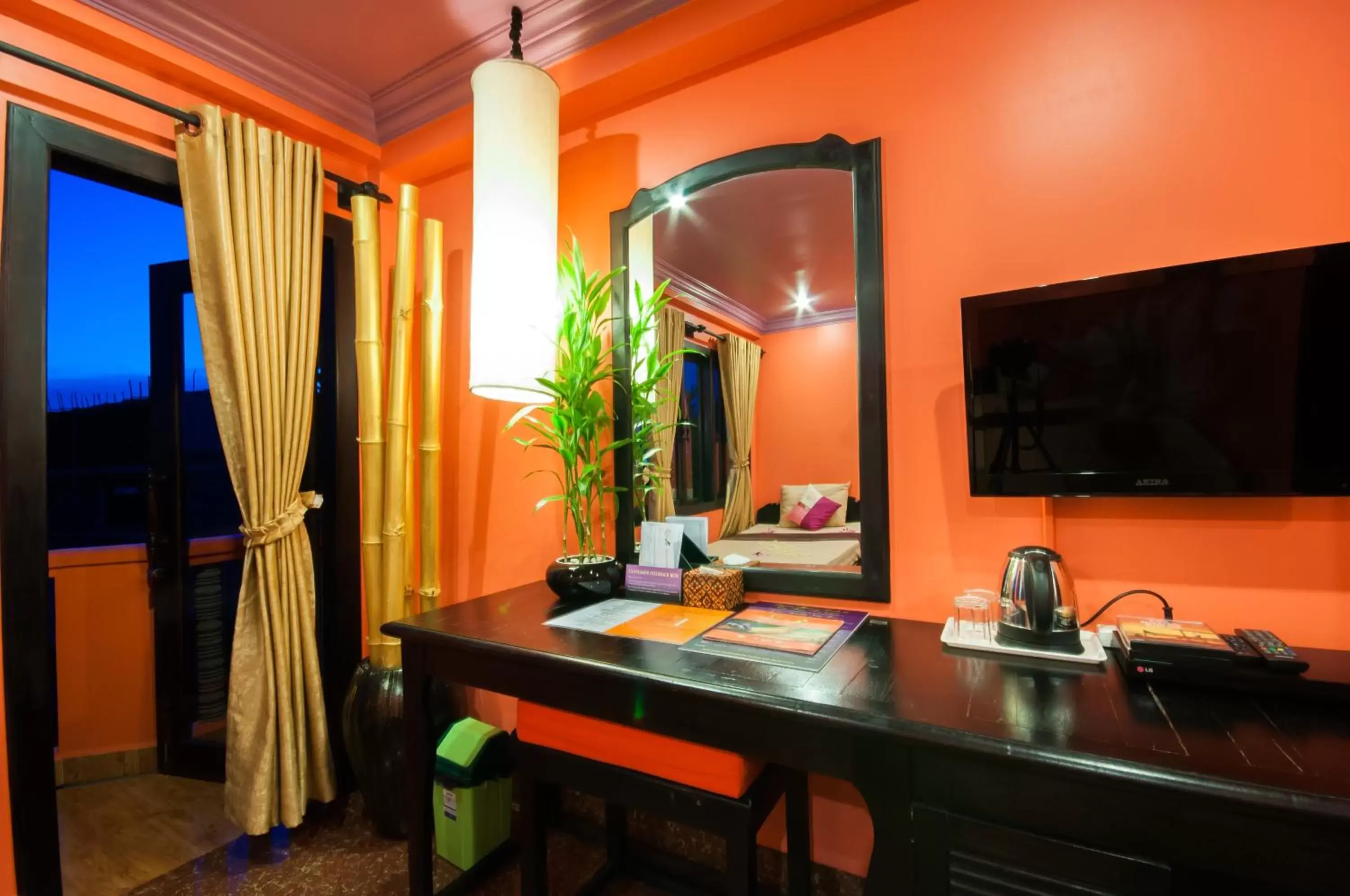 Bathroom, TV/Entertainment Center in Golden Butterfly Villa