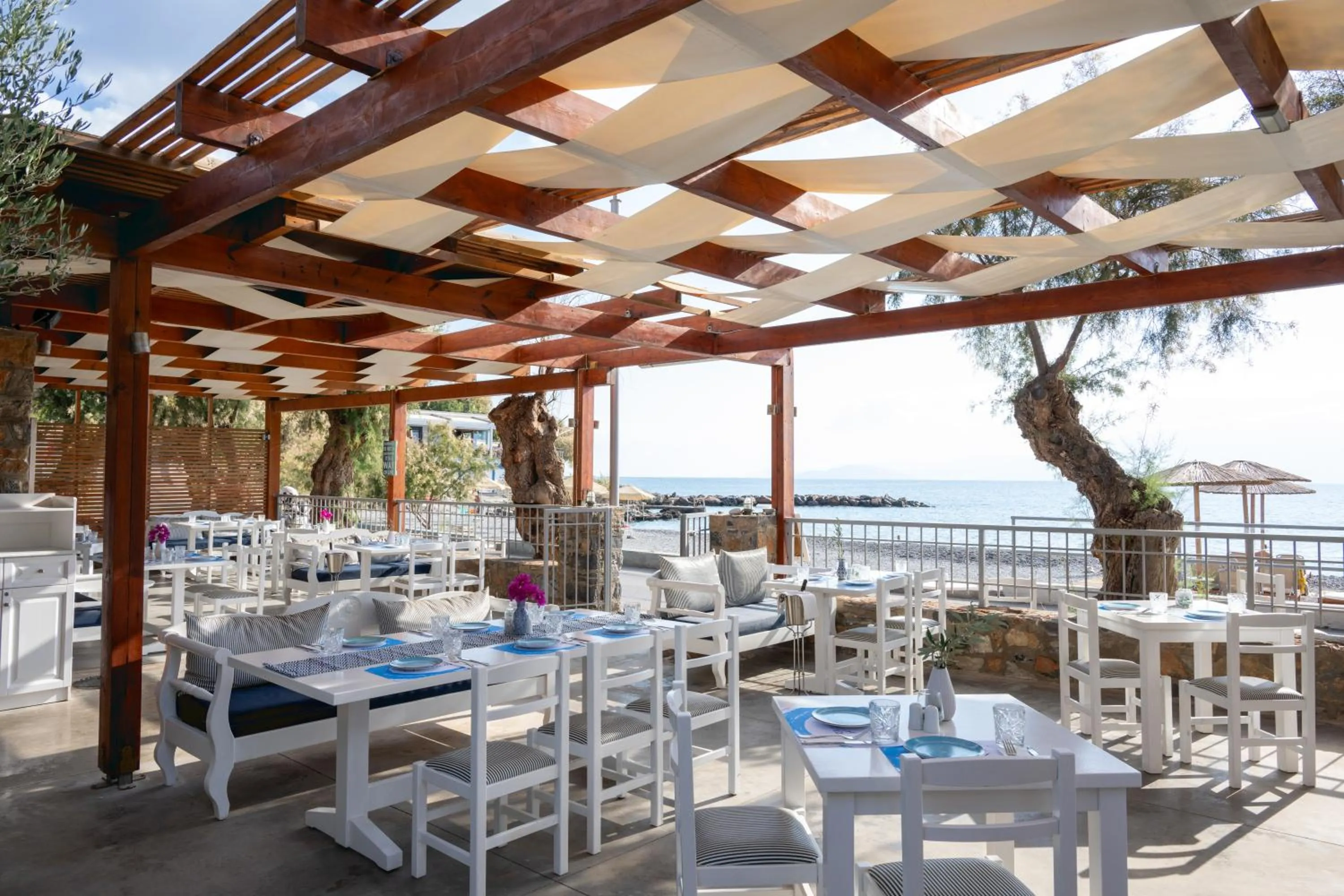 Restaurant/places to eat in Ariadne Beach - Adults Only