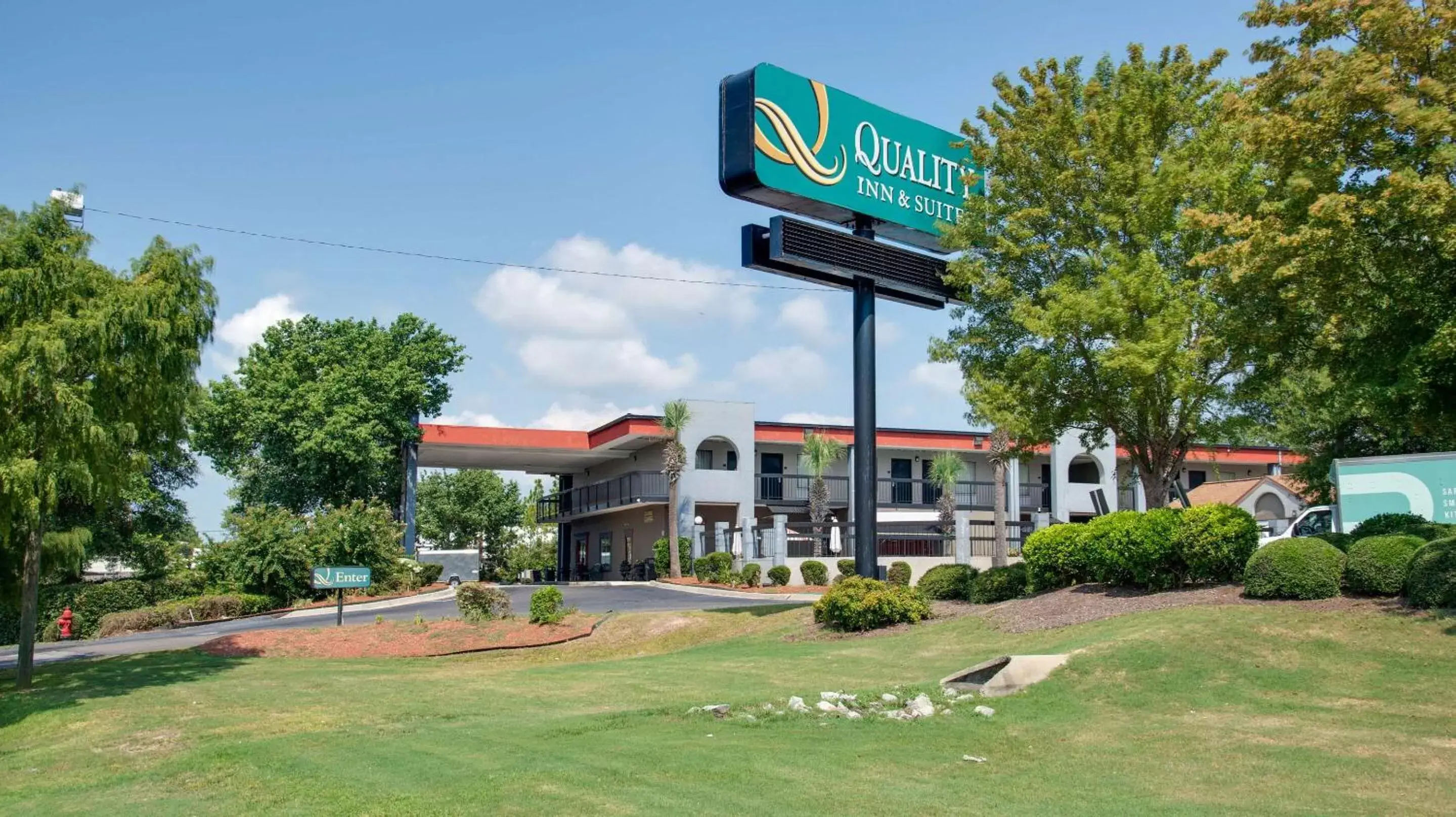 Property Building in Quality Inn & Suites Aiken