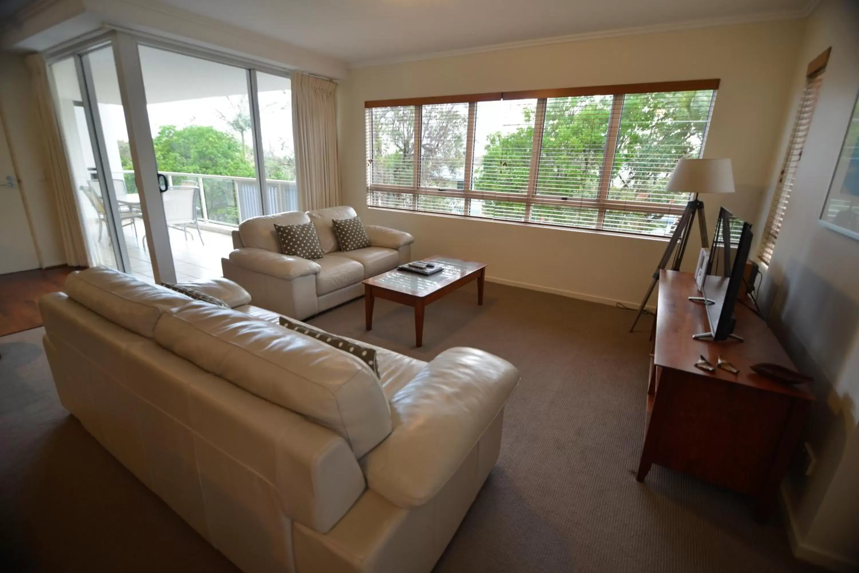 Deluxe Two-Bedroom Apartment with Garden View in Seachange Coolum Beach