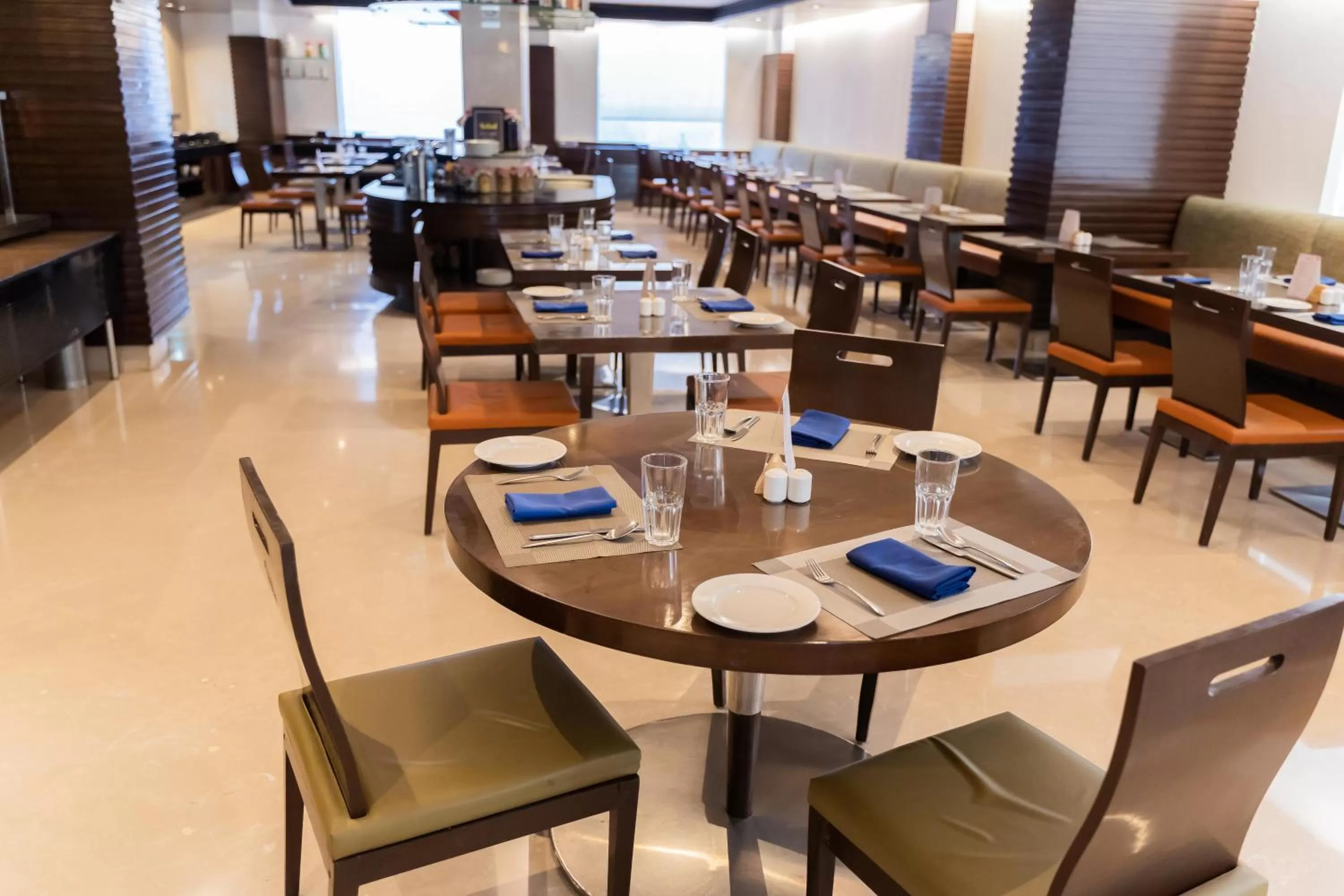 Restaurant/places to eat in Four Points by Sheraton Ahmedabad