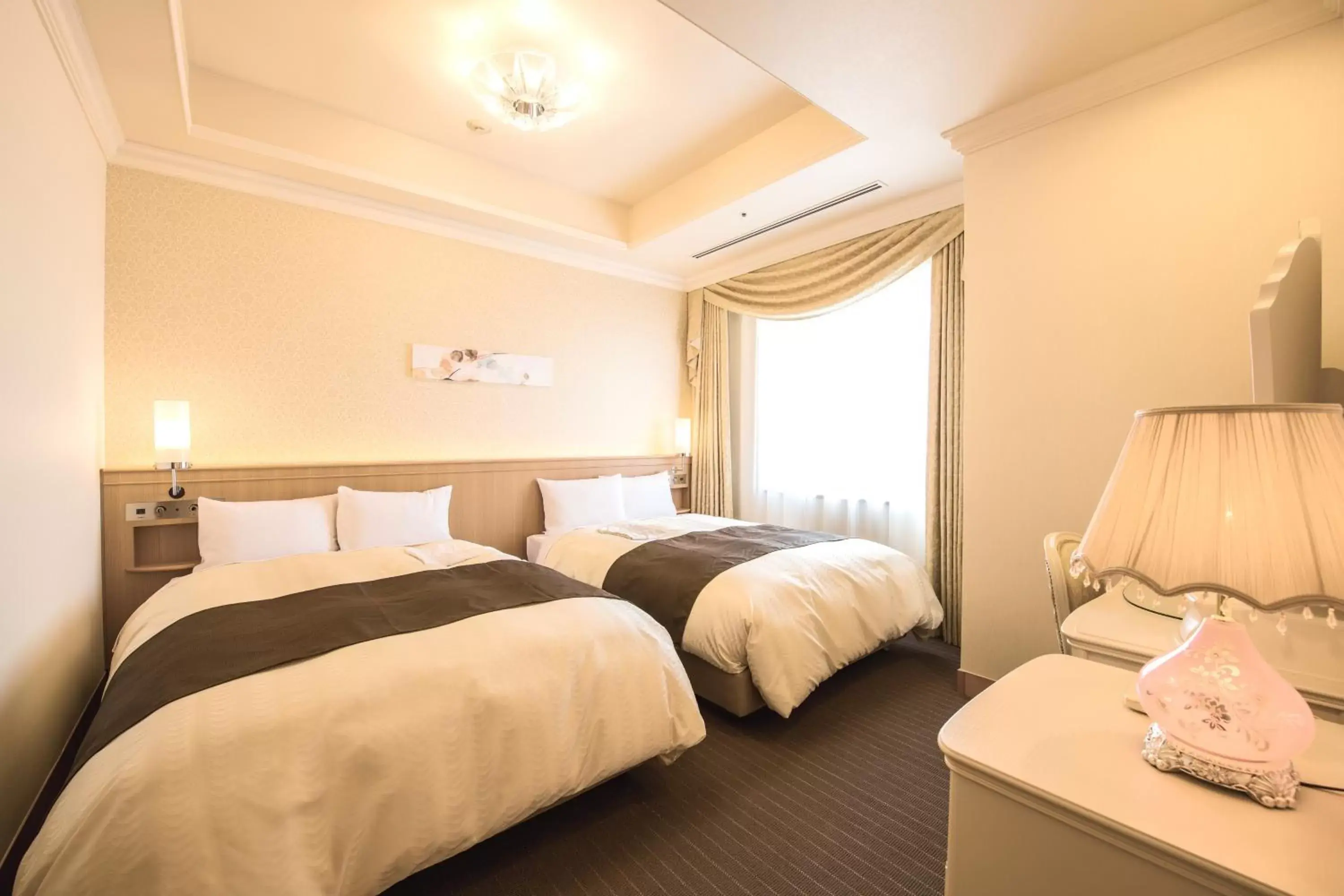 Bedroom, Bed in Hotel Port Plaza Chiba