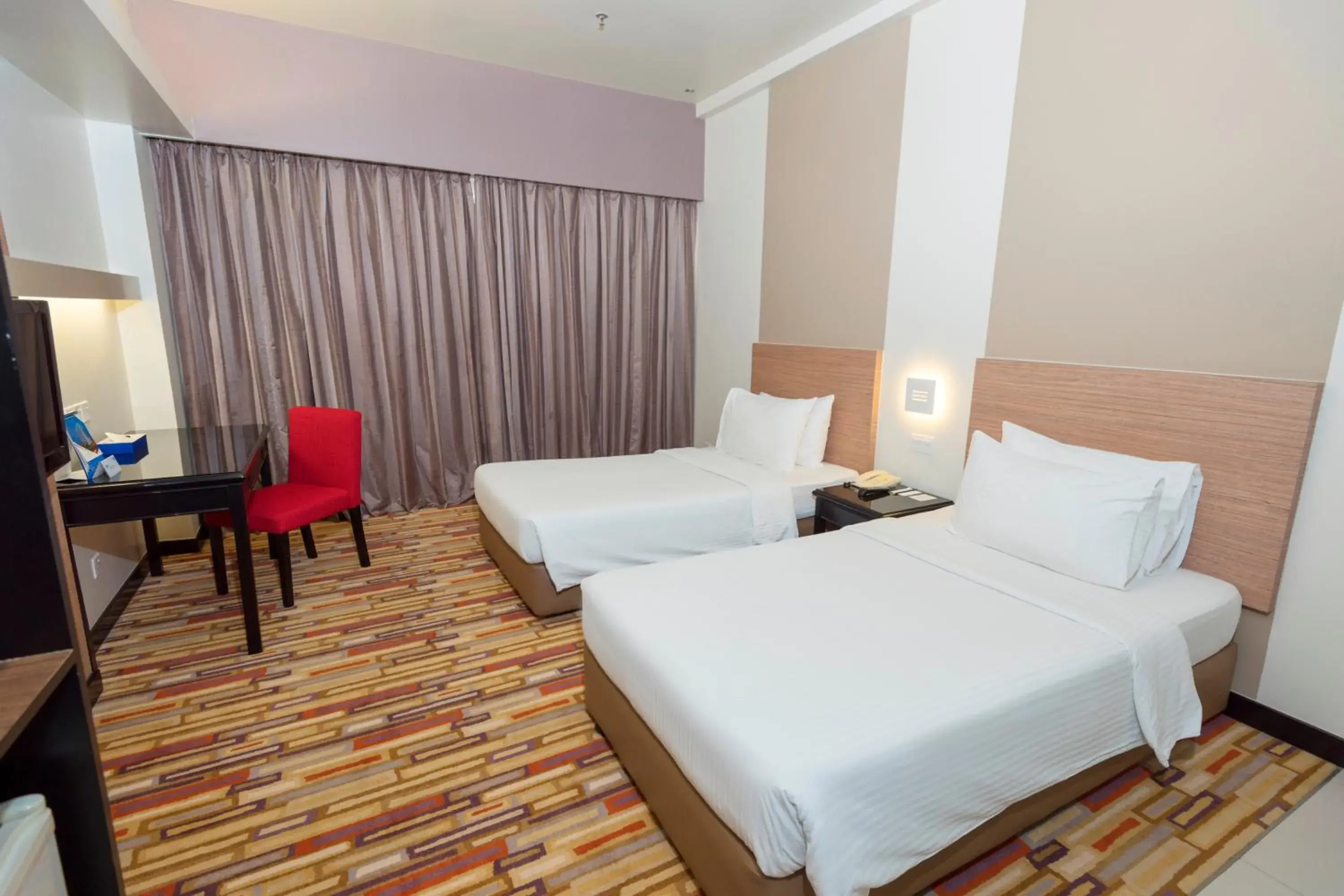 Bed in Harbour View Hotel Bed in Harbour View Hotel