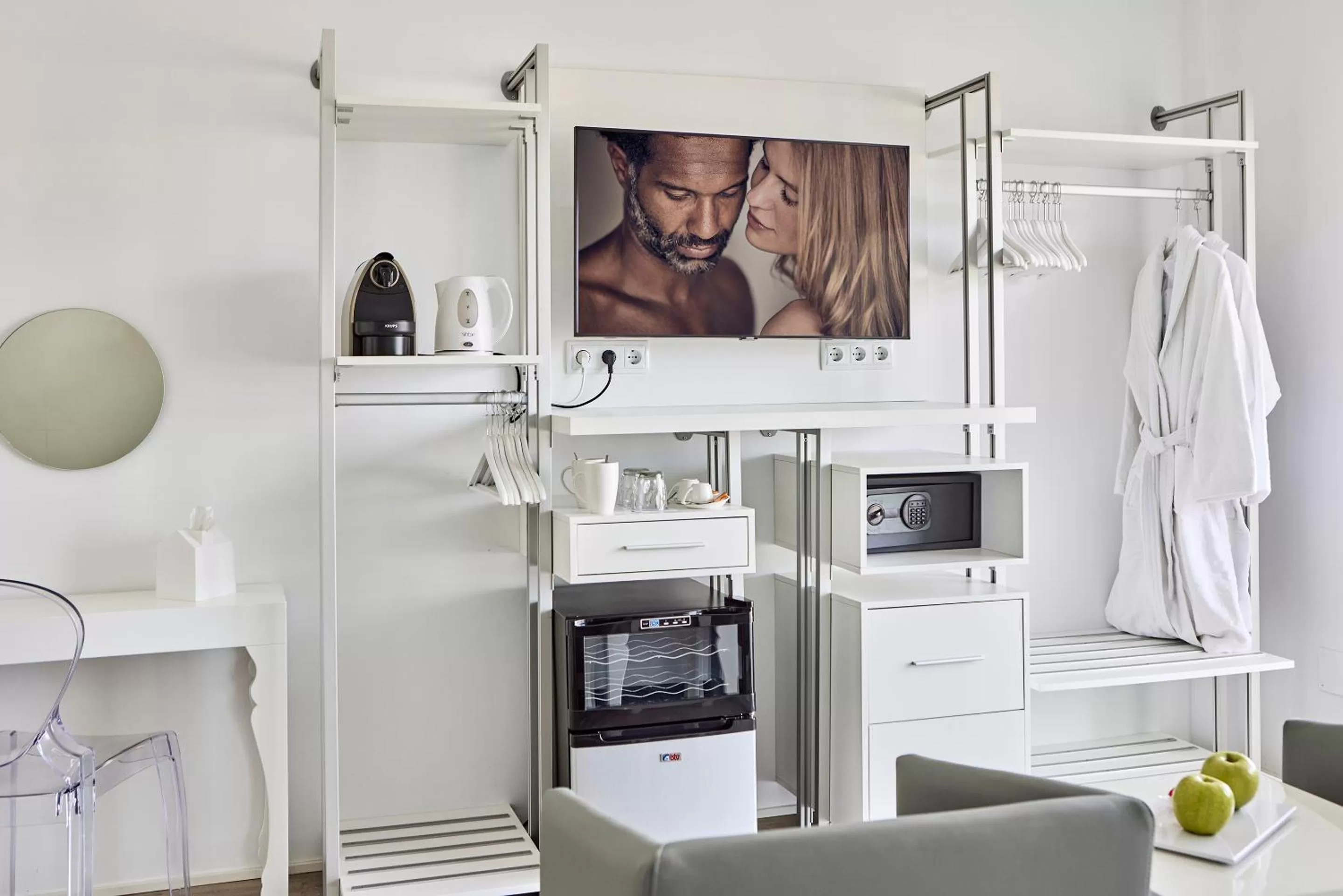 TV and multimedia in Hotel Astoria Playa Adults Only 4* Sup