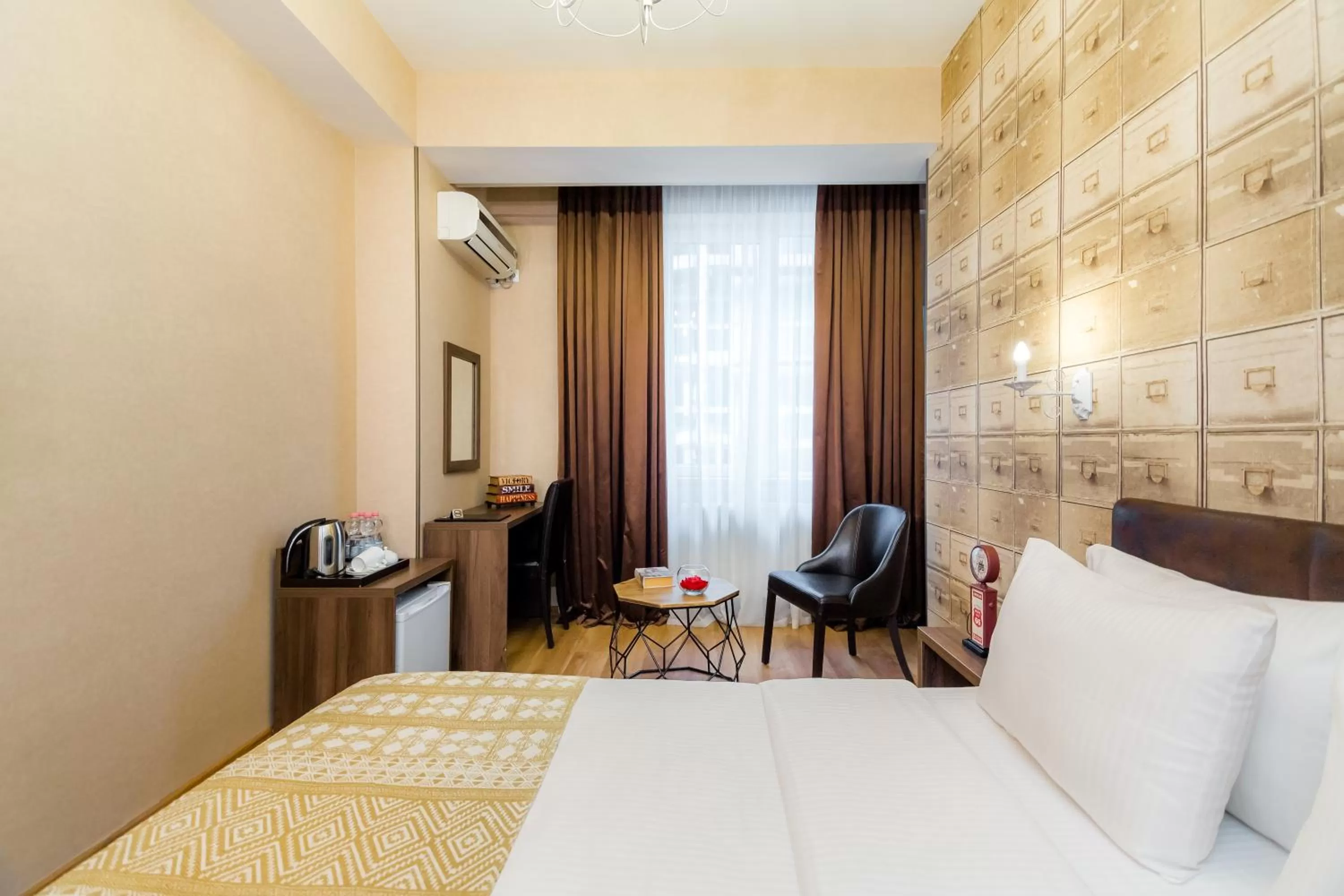 Photo of the whole room, Bed in Hotel Diamond