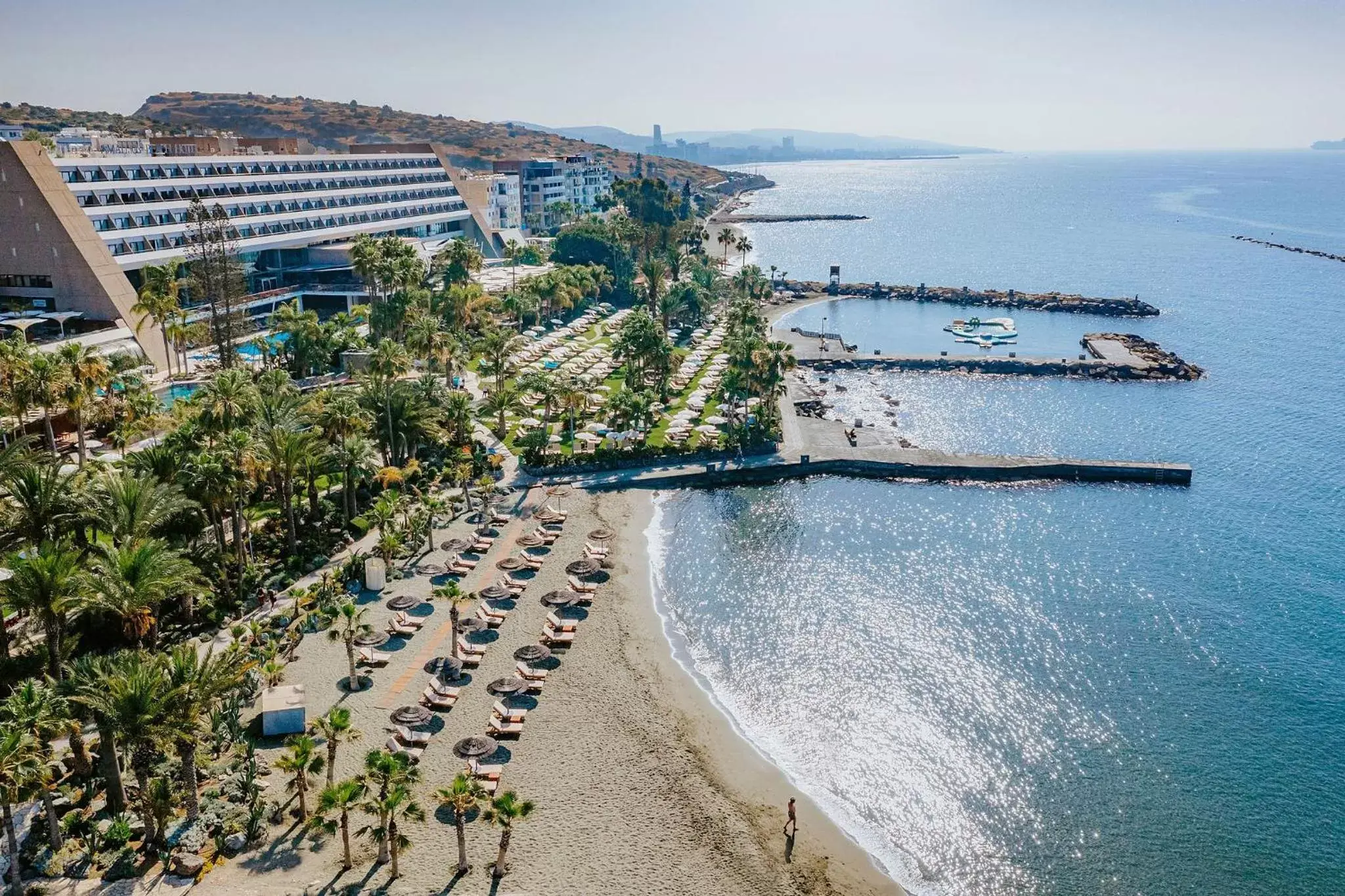 Property building, Bird's-eye View in Amathus Beach Hotel Limassol