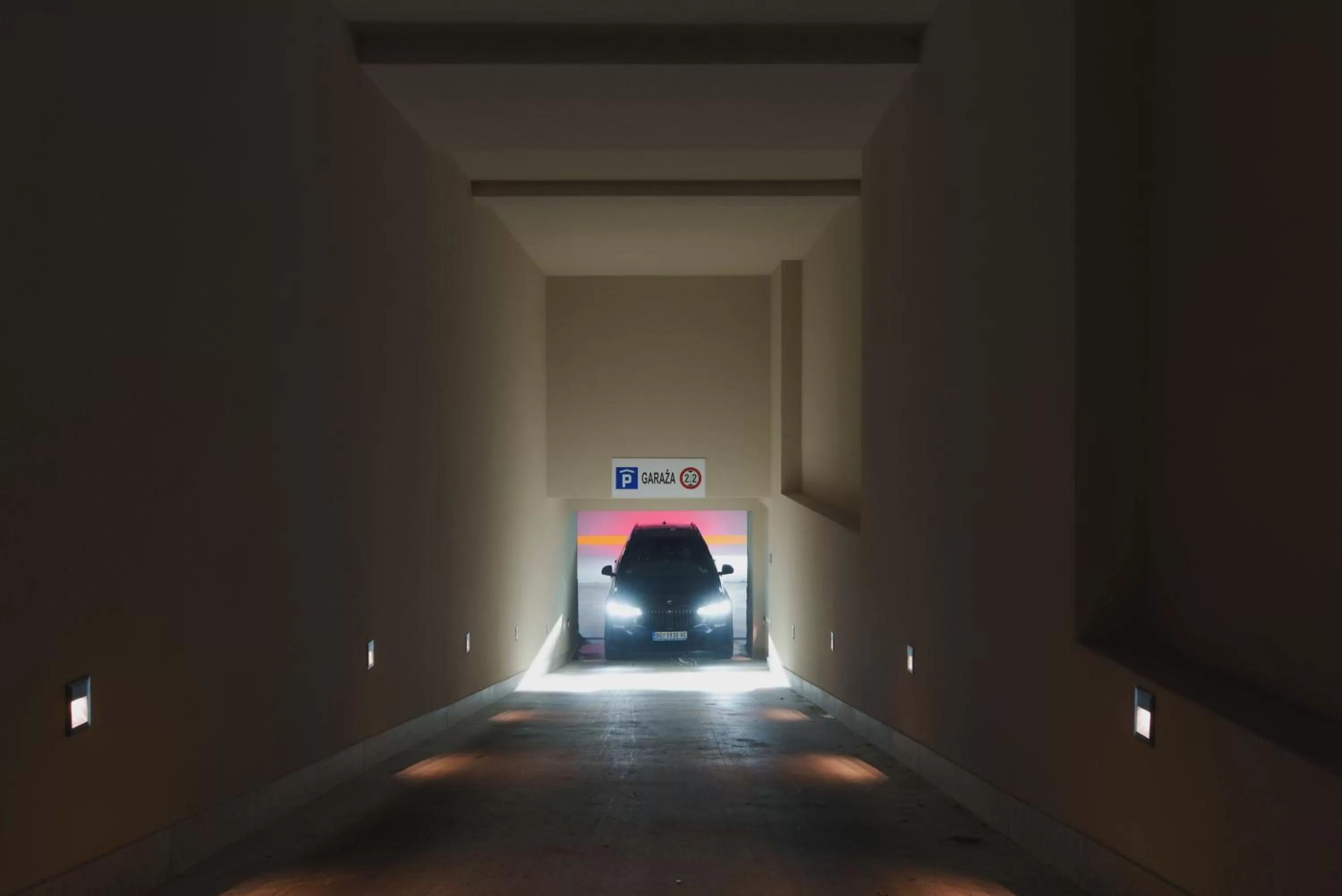 Property building in Hotel LoRa