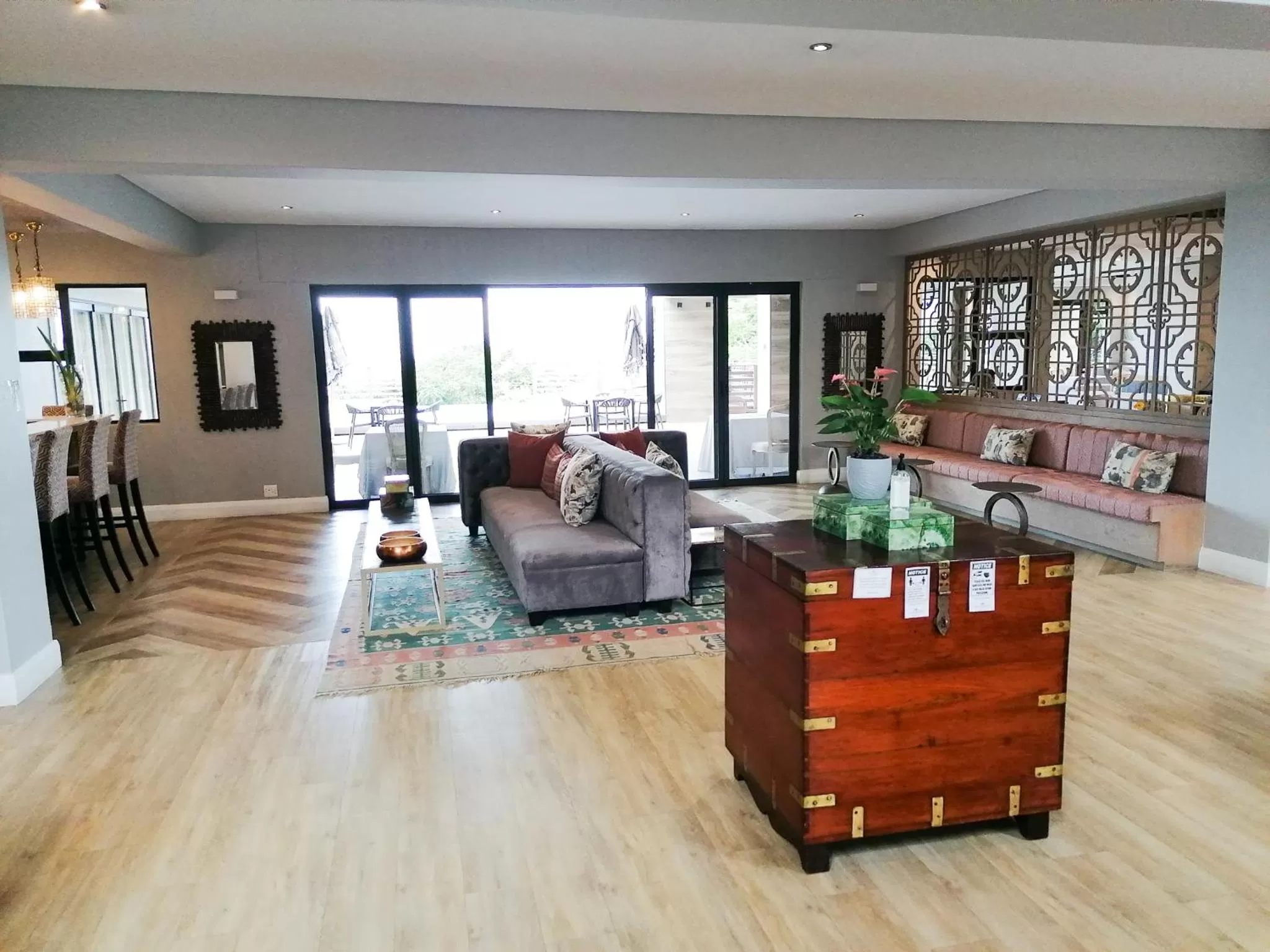 Lobby or reception in Endless Horizons Boutique Hotel