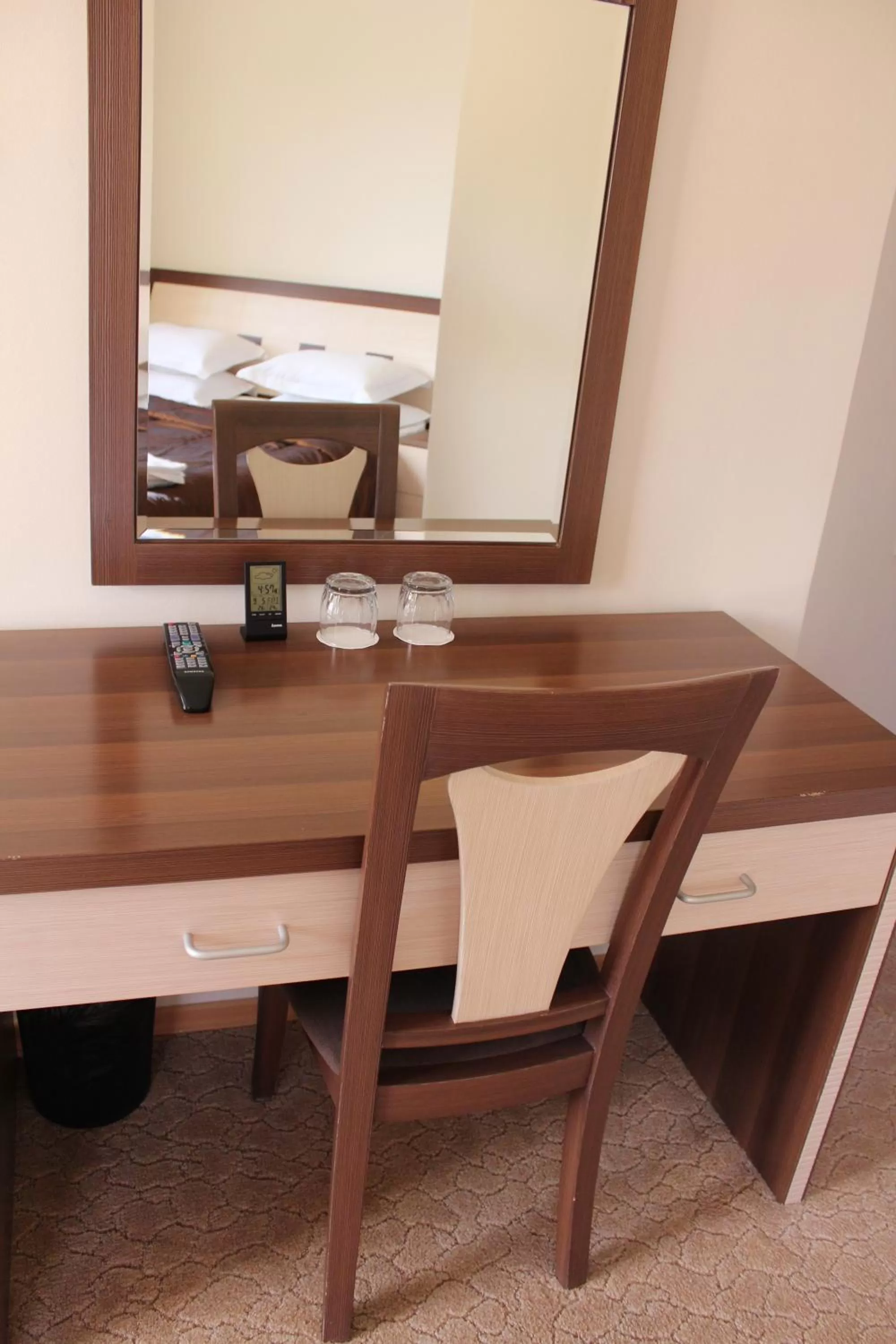 Photo of the whole room in Alma