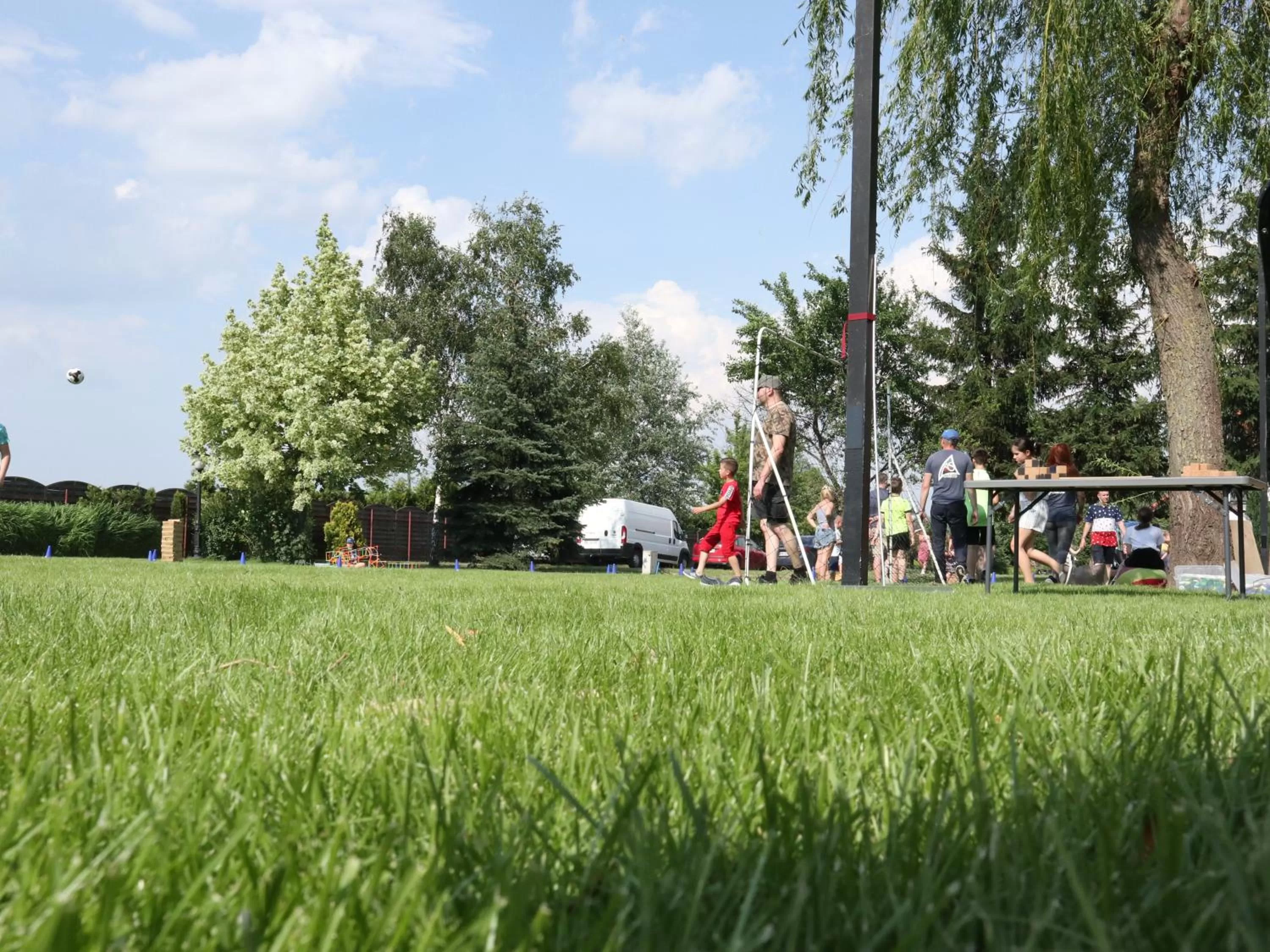 Restaurant/places to eat in HOTEL CICHA WODA NIEPORĘT