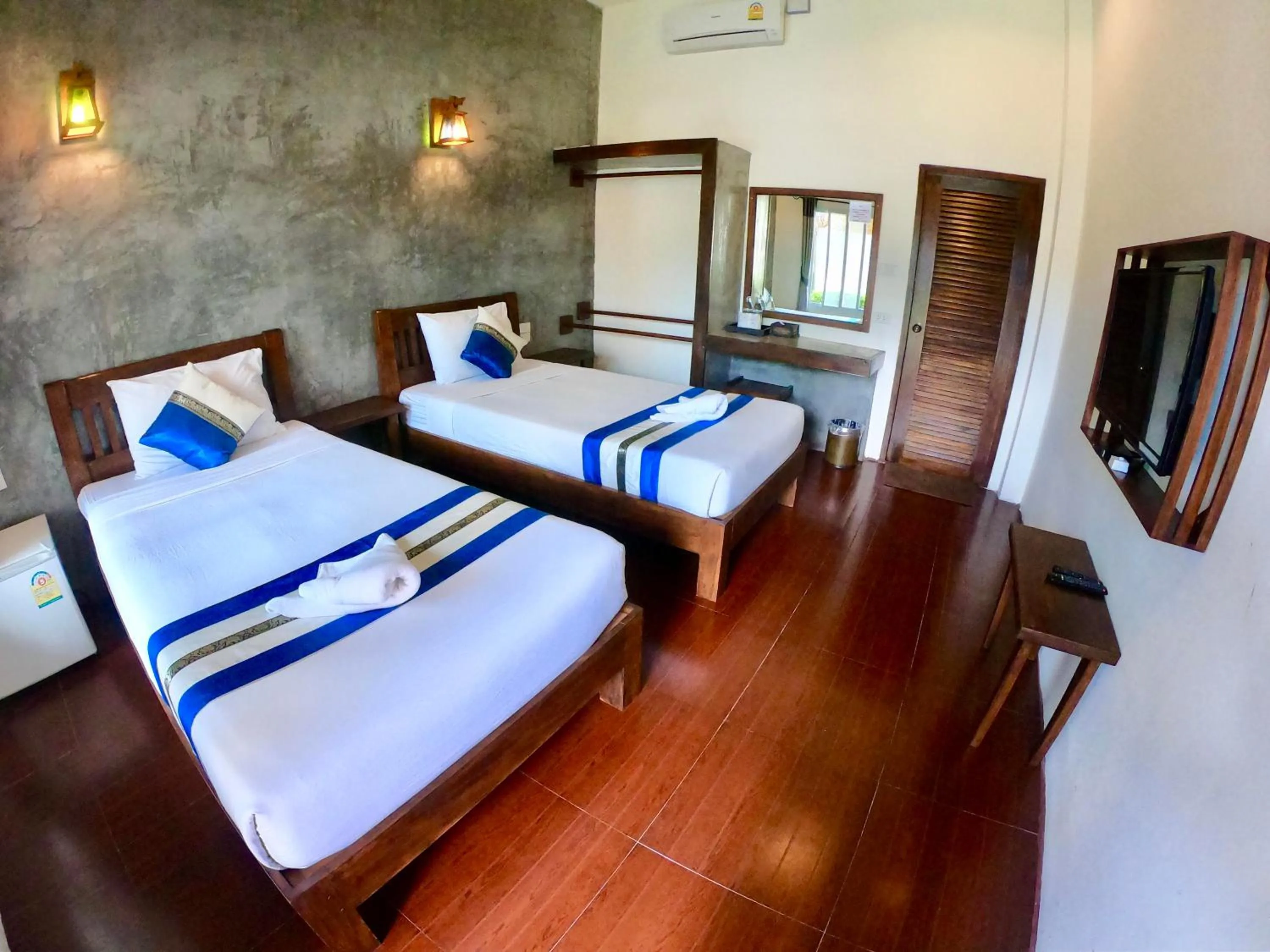 Bed in Home Inn Pai Garden