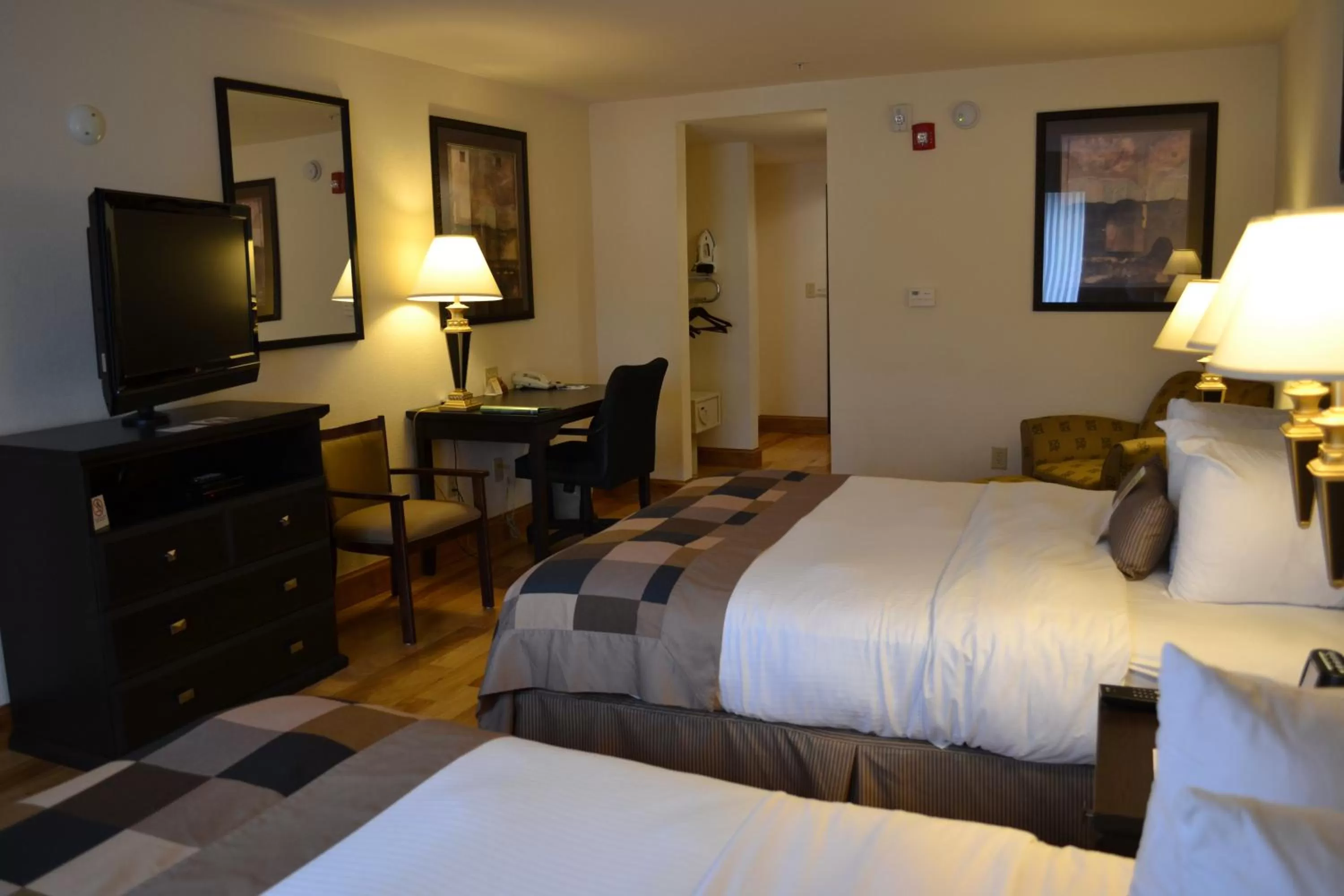 Bed in Wingate by Wyndham LaGrange