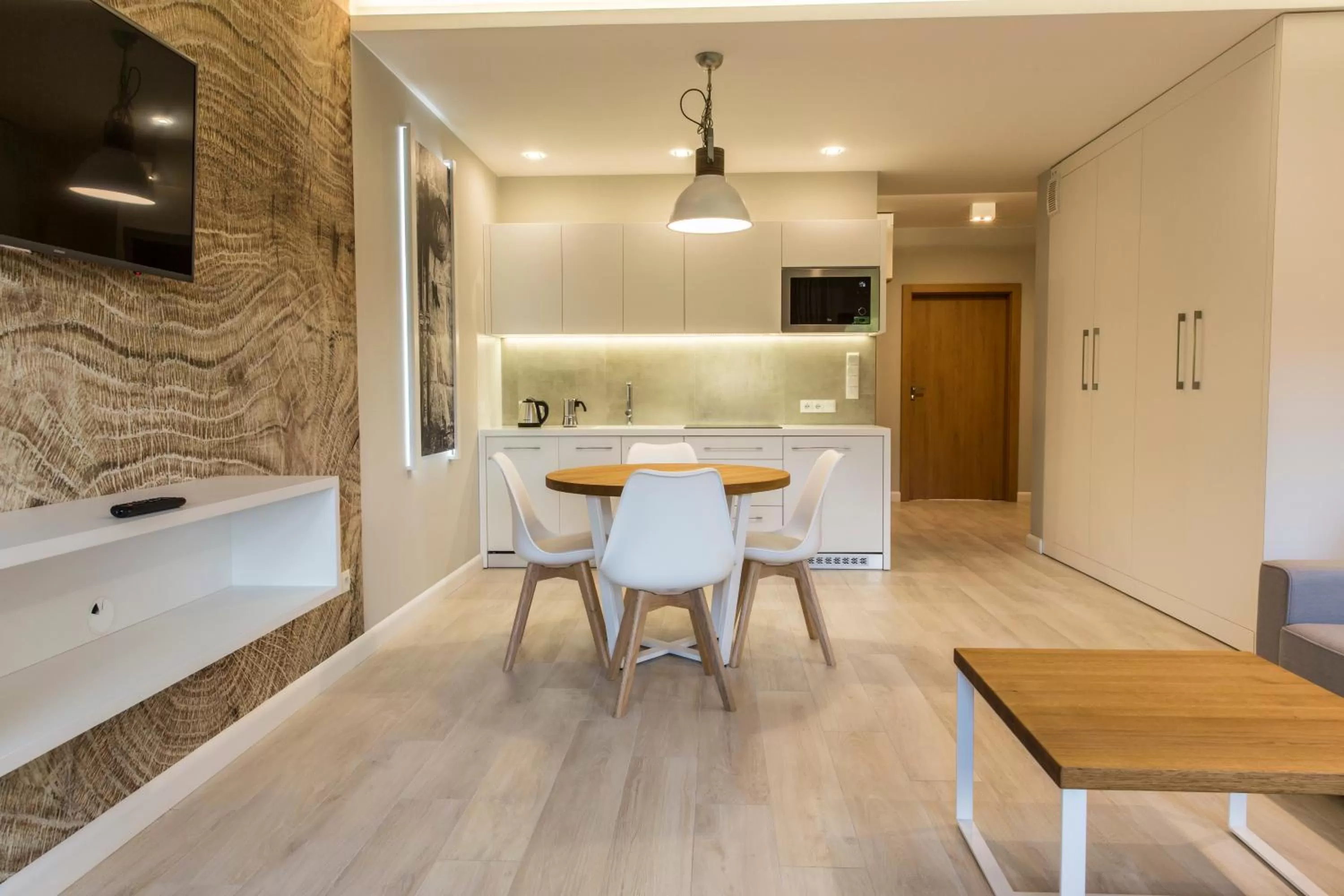 Kitchen or kitchenette in Royal Hill Residence