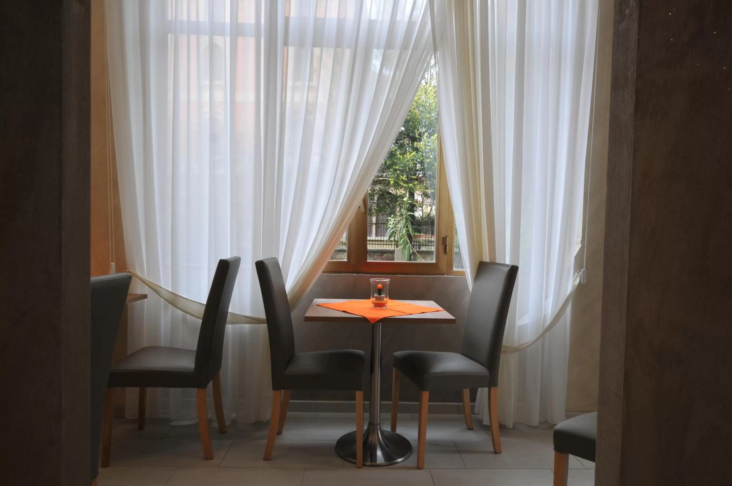 Lounge or bar in Hotel Montecarlo