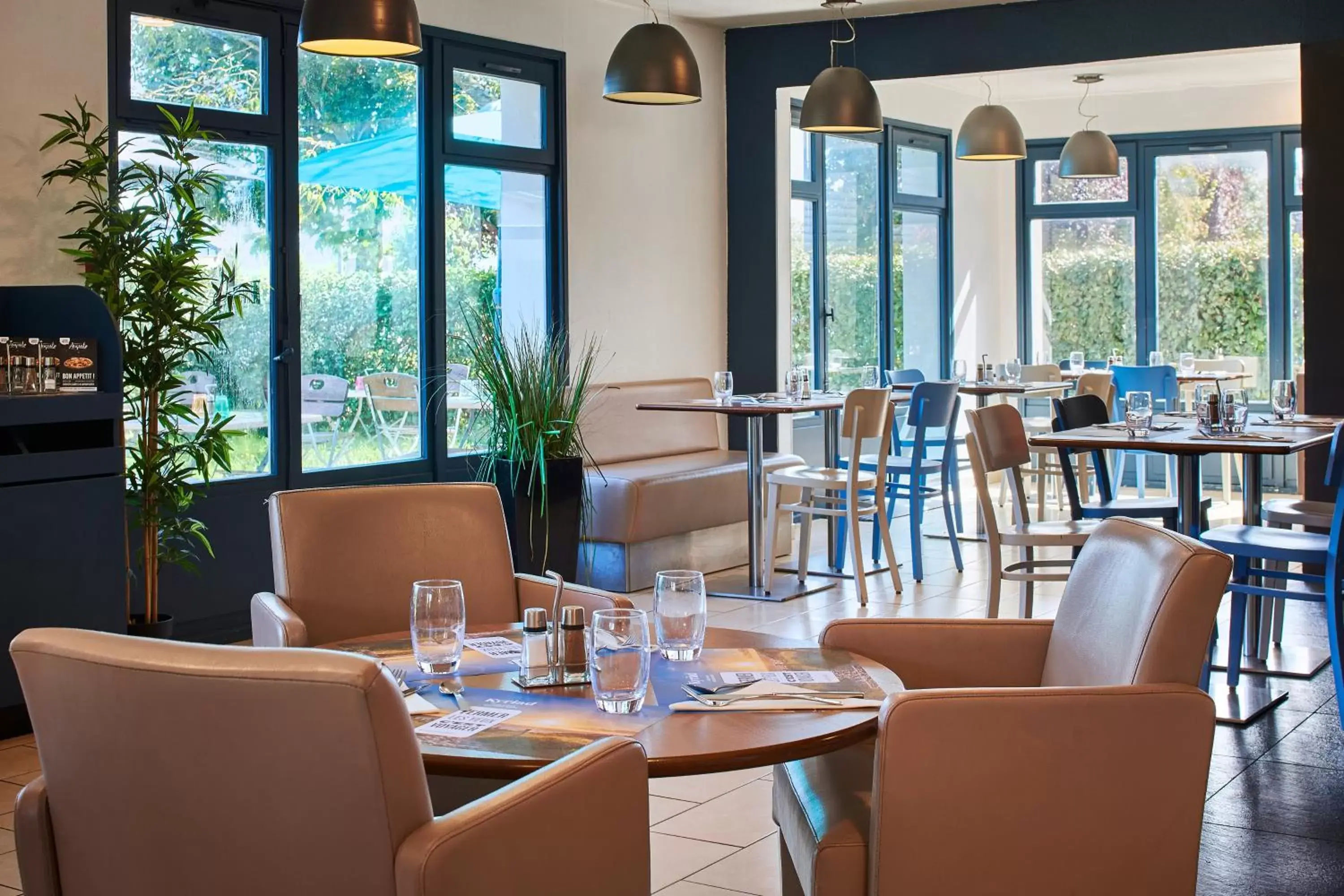 Restaurant/places to eat in Kyriad Brie-Comte-Robert Restaurant/places to eat in Kyriad Brie-Comte-Robert