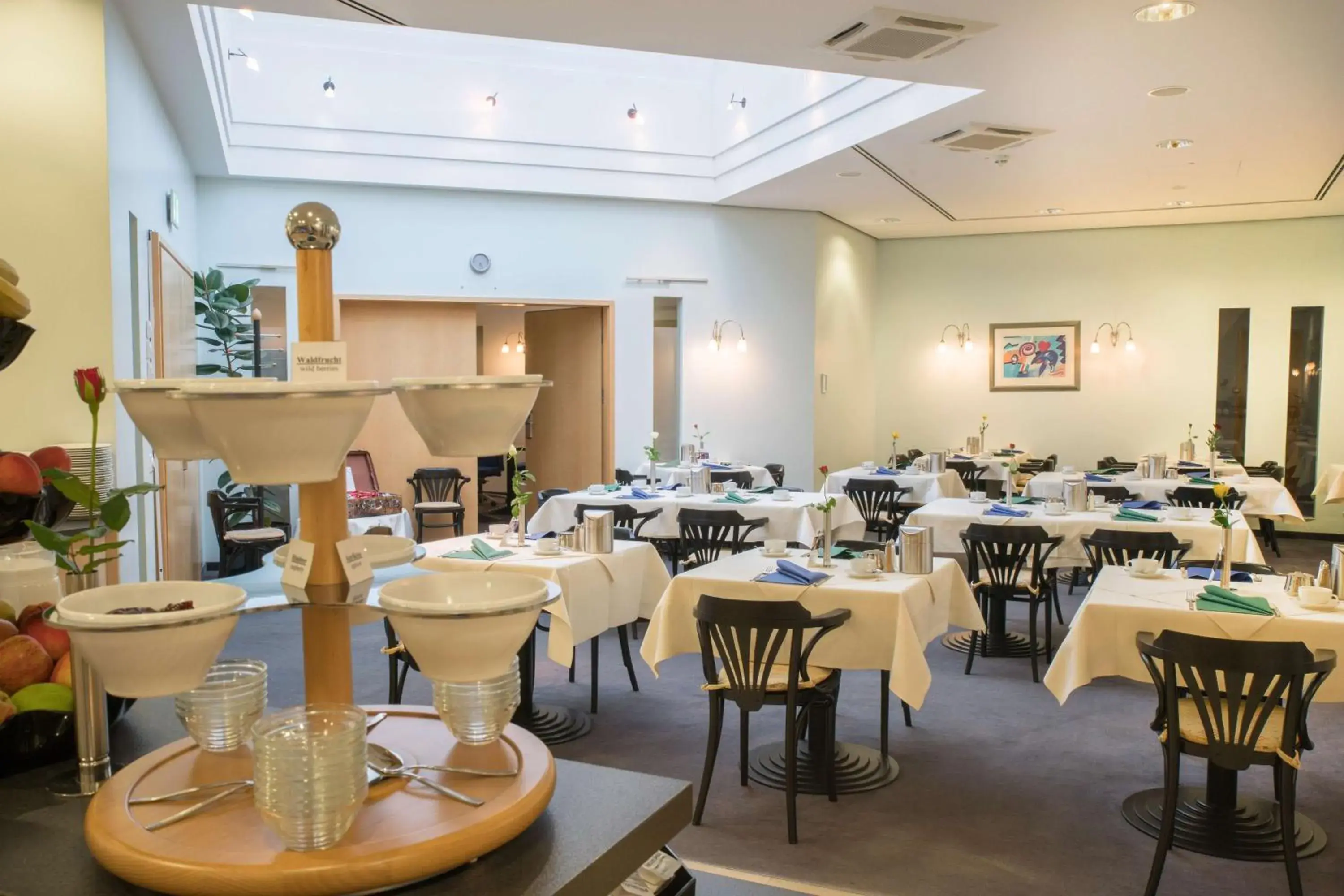 Restaurant/Places to Eat in Best Western Hotel im Forum Mulheim