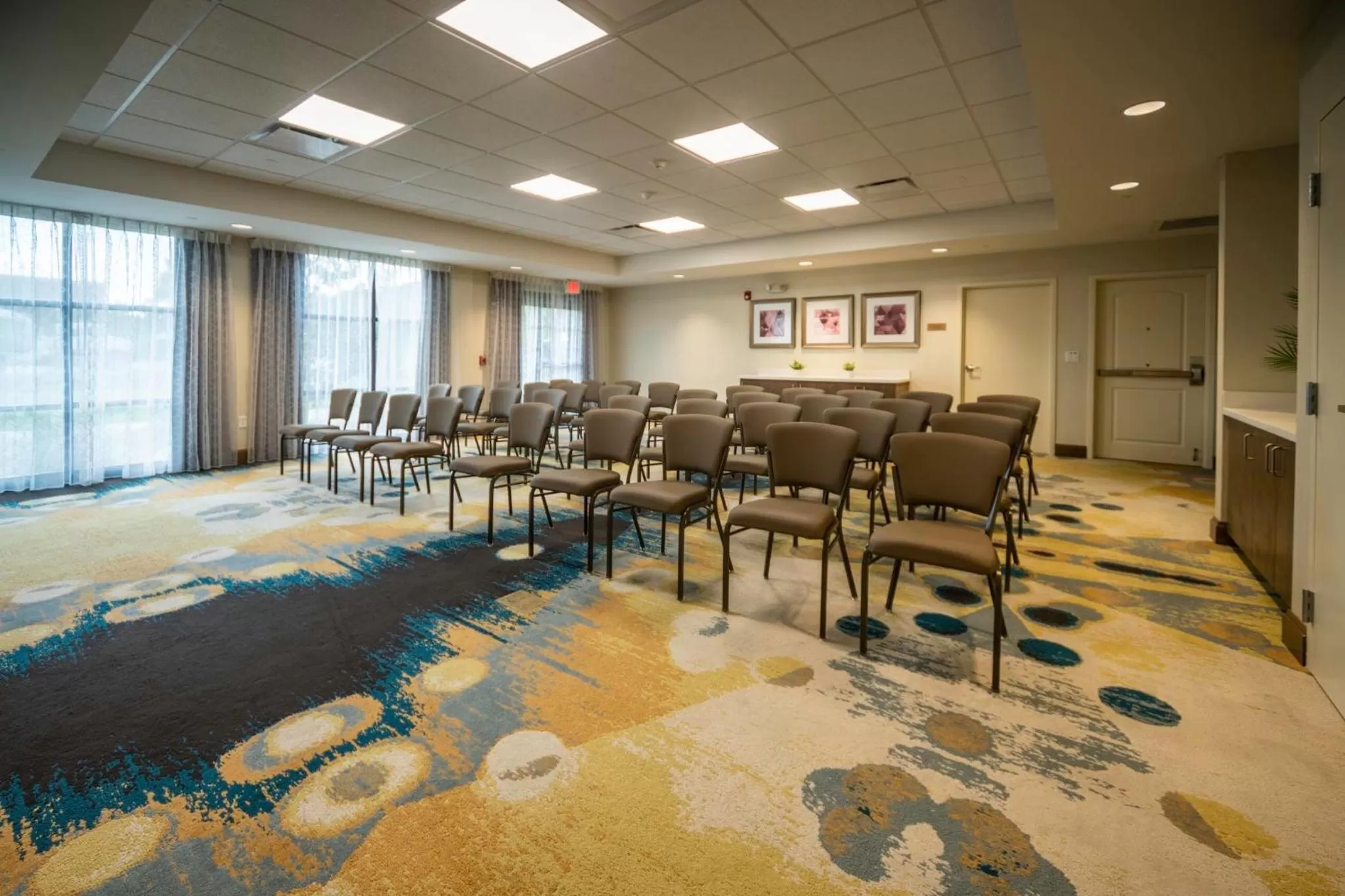 Meeting/conference room in Staybridge Suites - Summerville by IHG