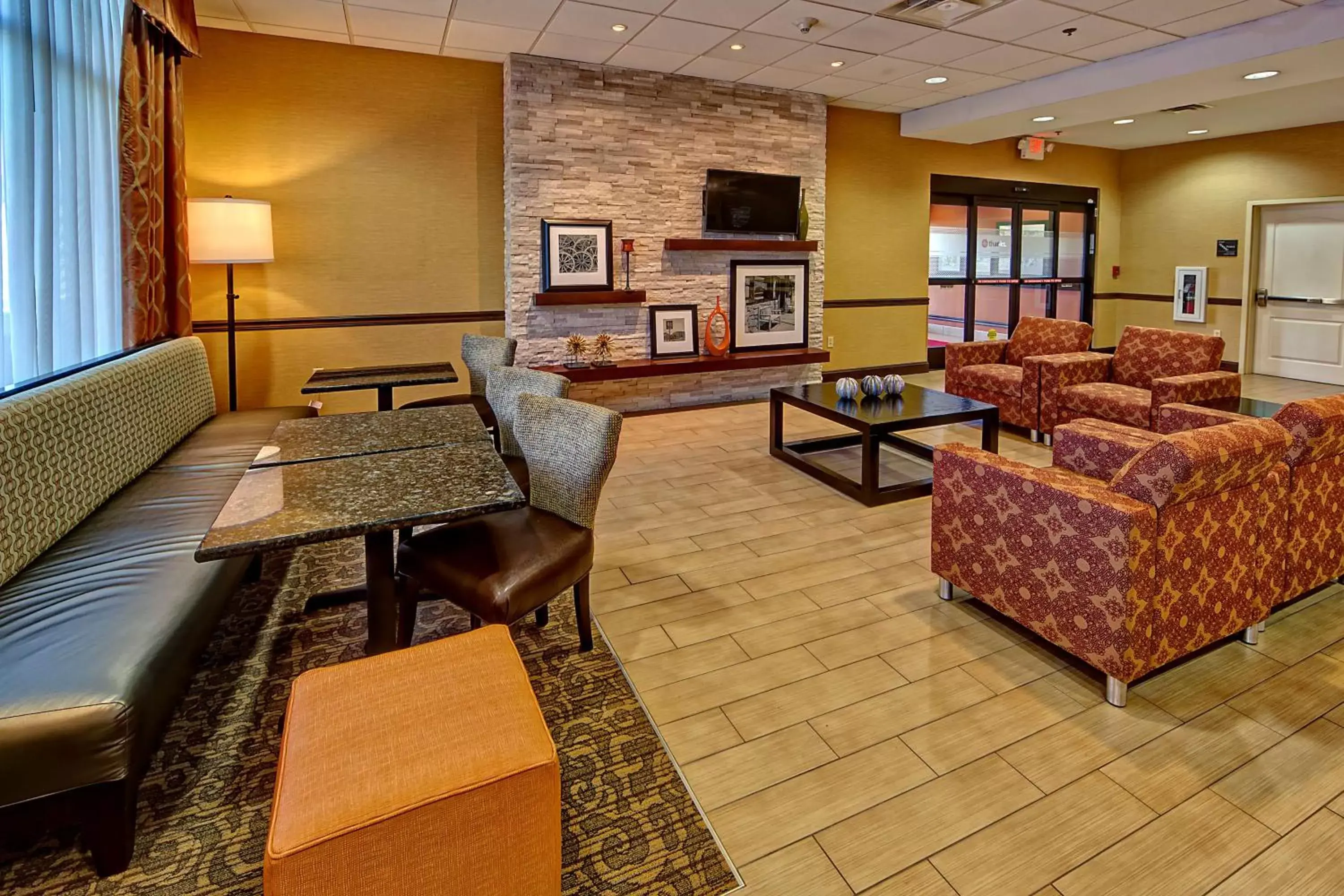 Lobby or reception in Hampton Inn Crossville Lobby or reception in Hampton Inn Crossville