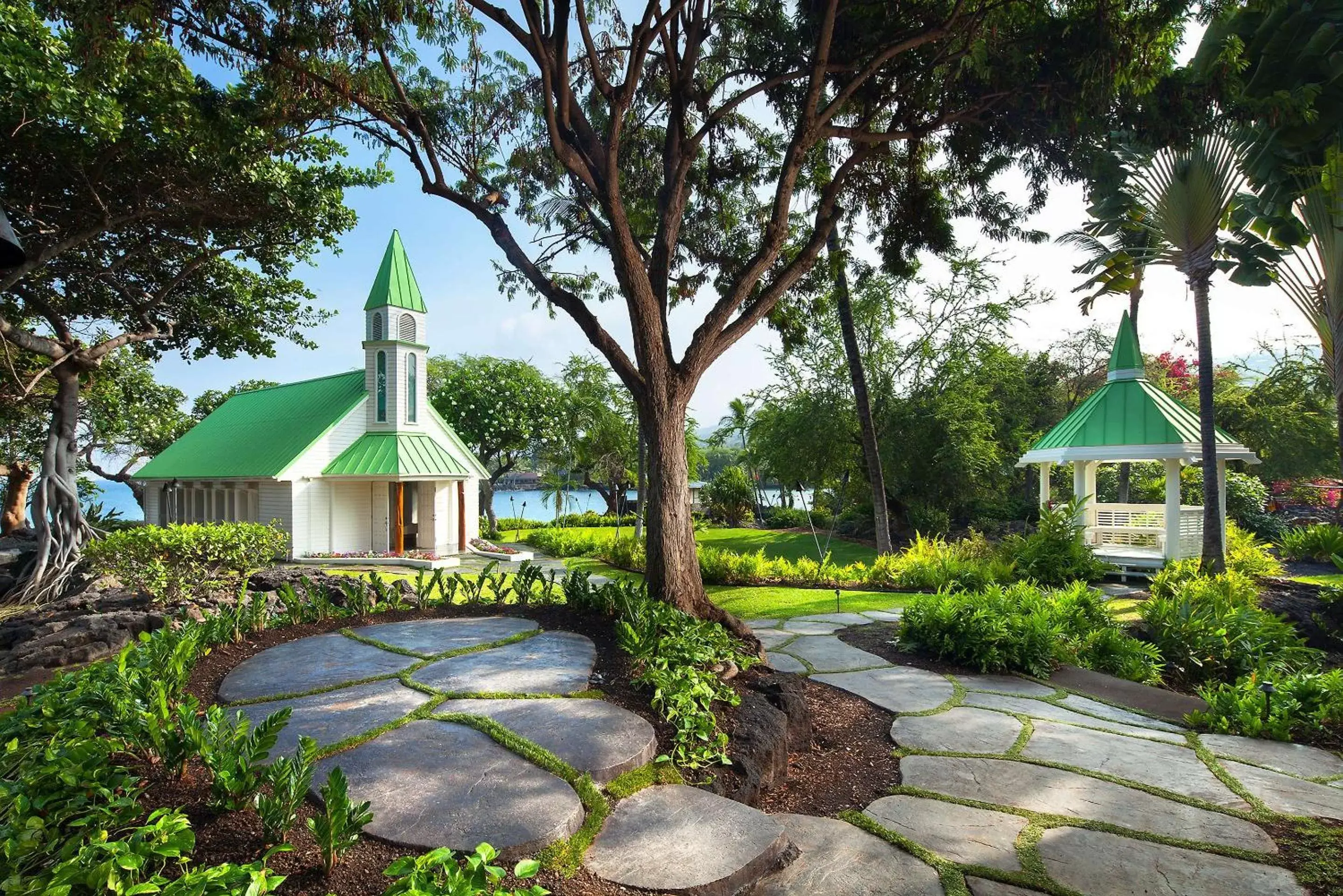 wedding, Property Building in Outrigger Kona Resort and Spa