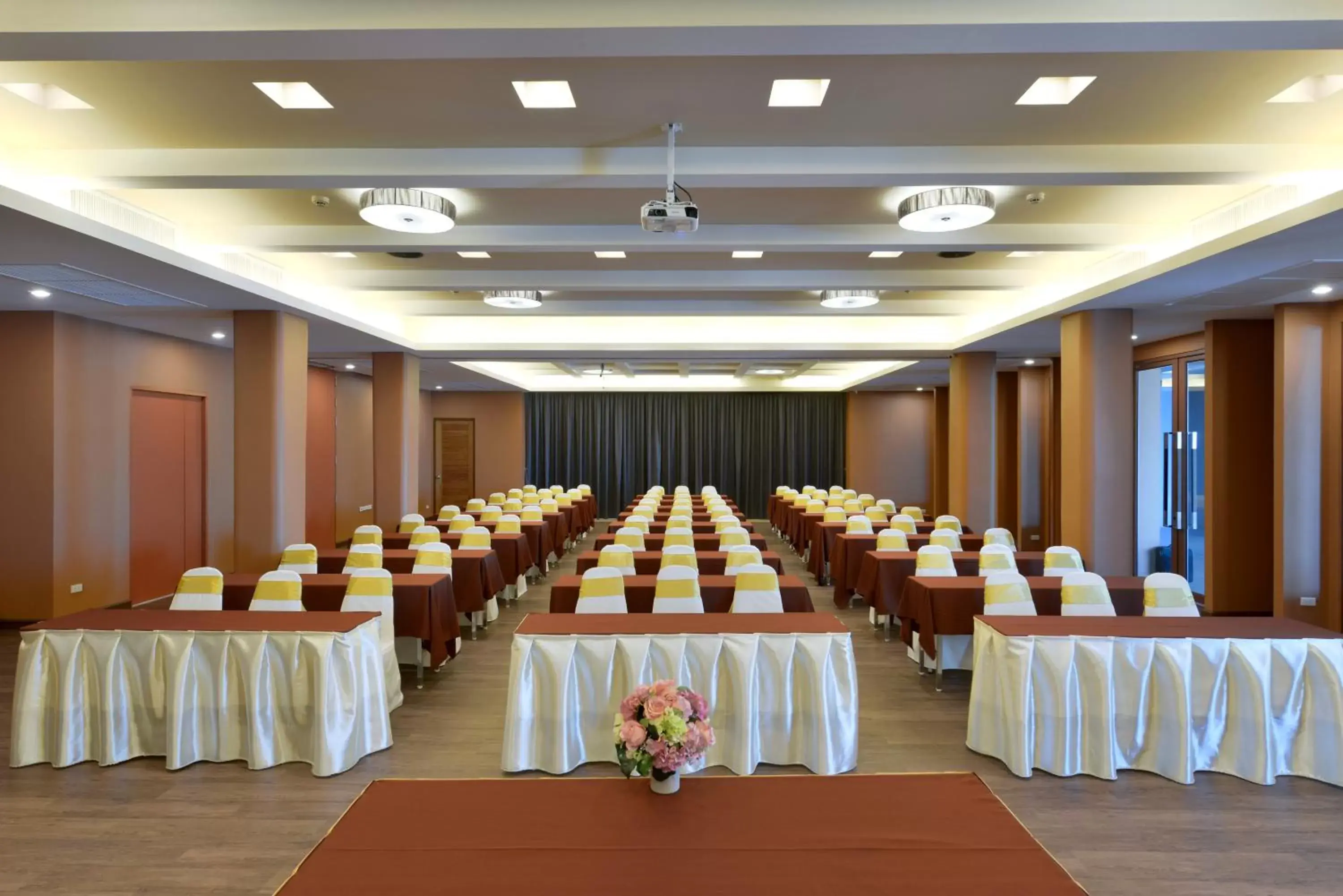 Meeting/conference room, Banquet Facilities in Hisea Huahin Hotel - SHA Extra Plus