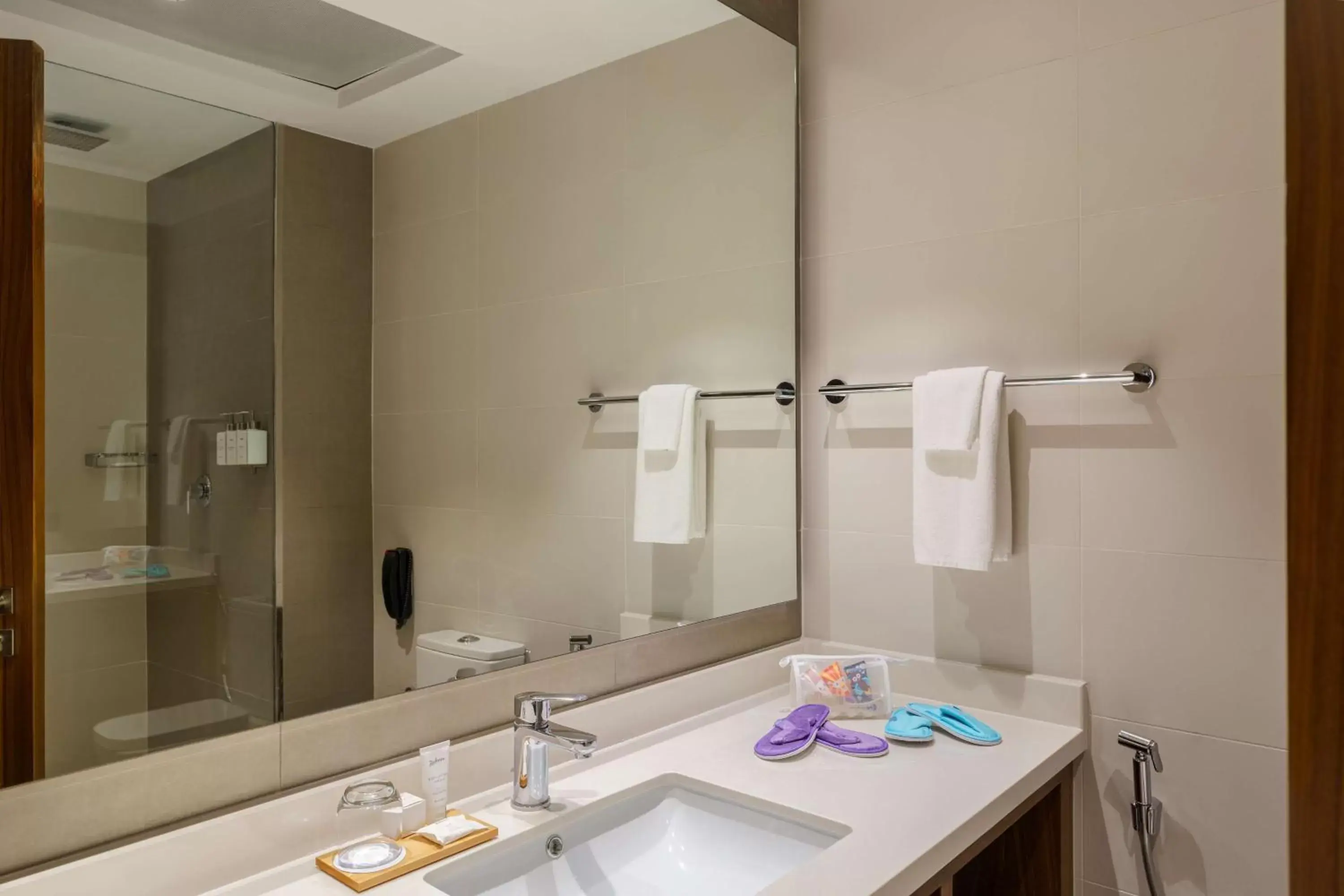 Bathroom in Radisson Resort Ras Al Khaimah Marjan Island