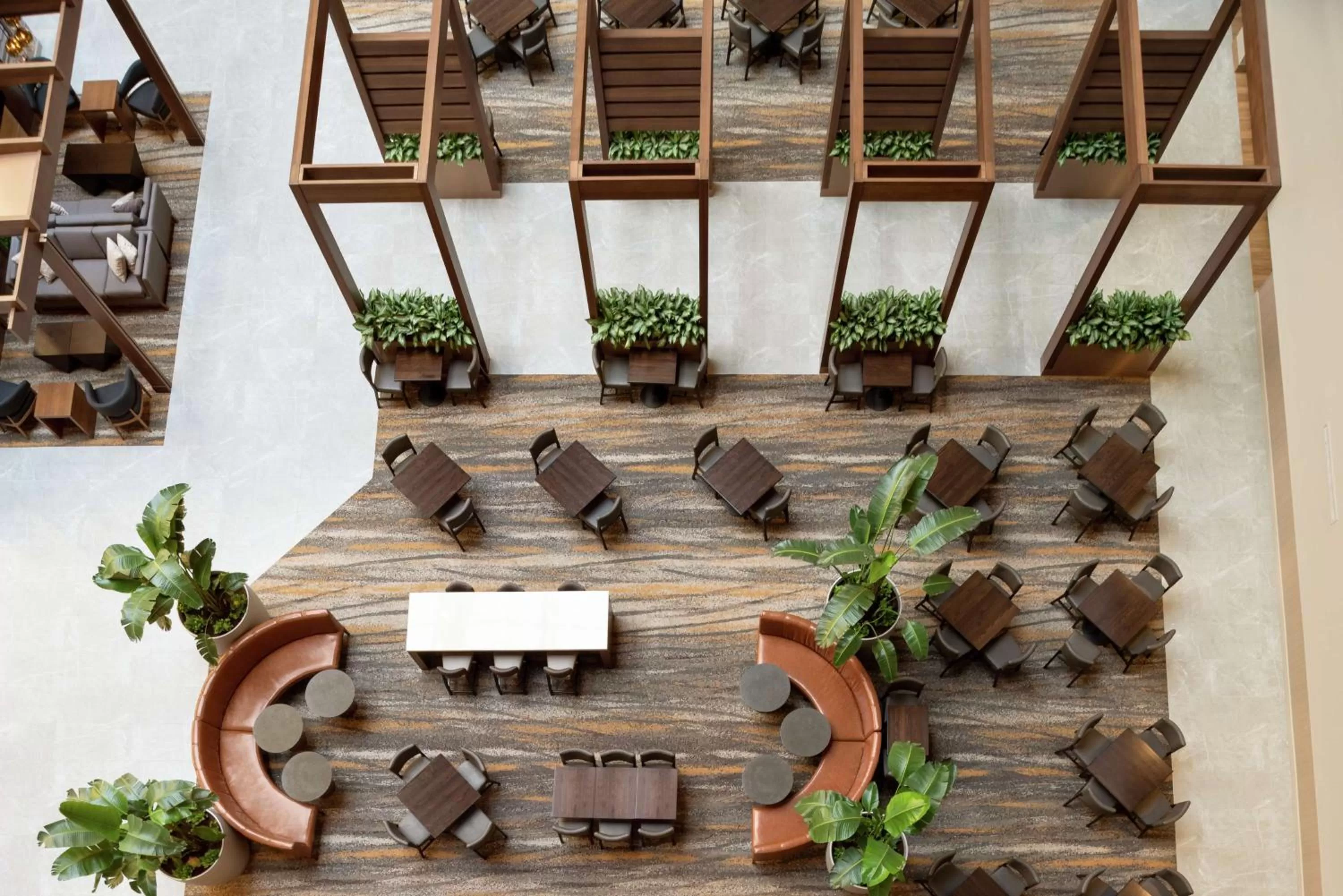 Lobby or reception in Embassy Suites by Hilton Cleveland Rockside