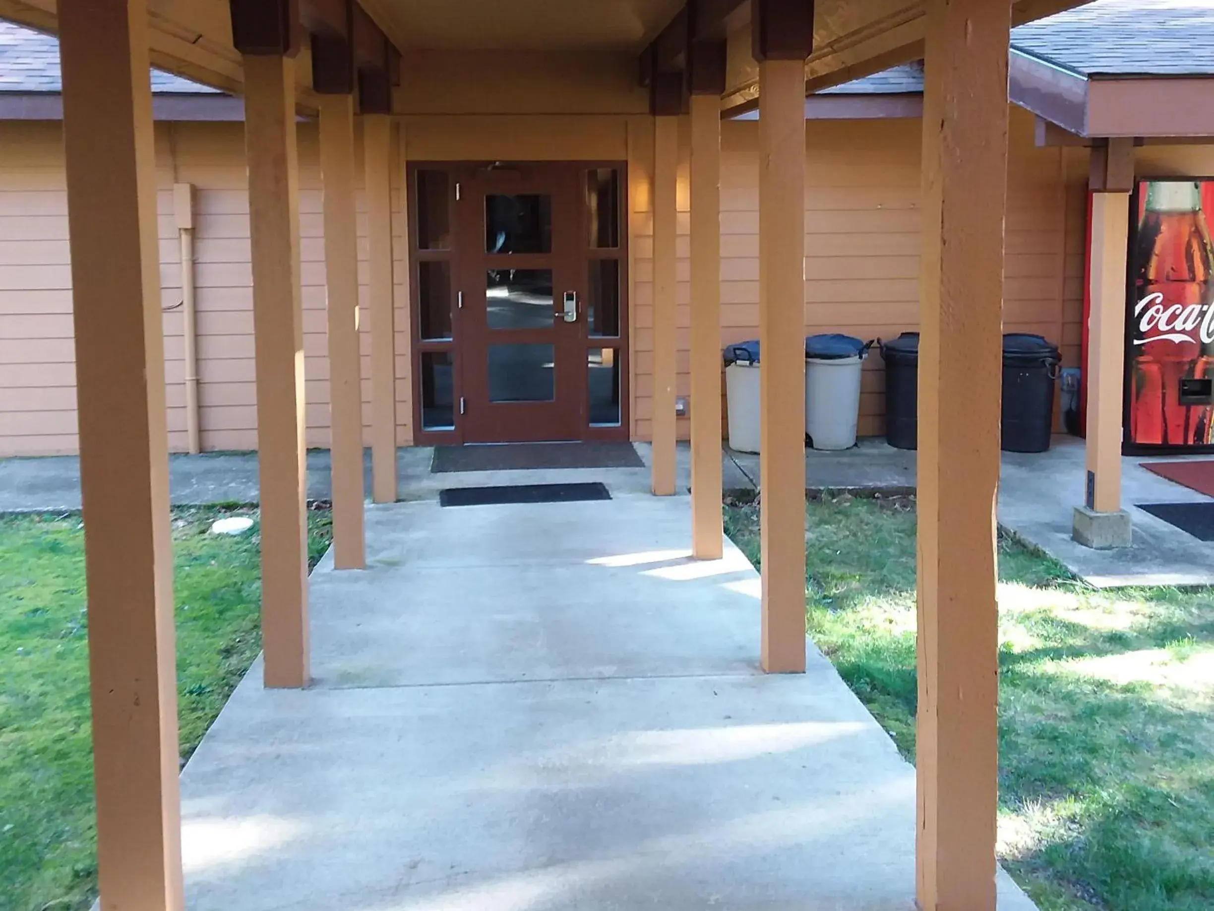 Bedroom in Nisqually Lodge