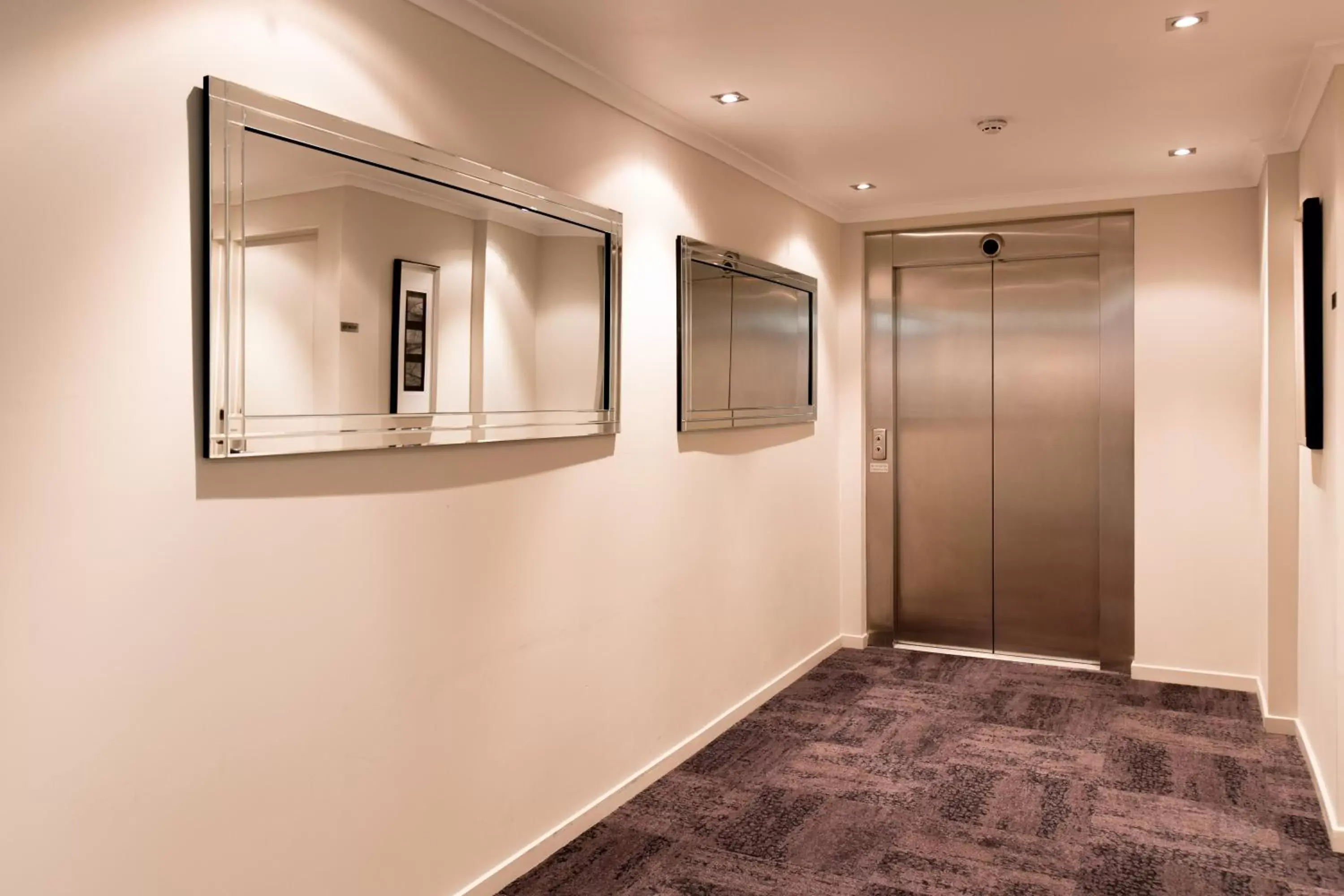 Lobby or reception in St Ives Apartments