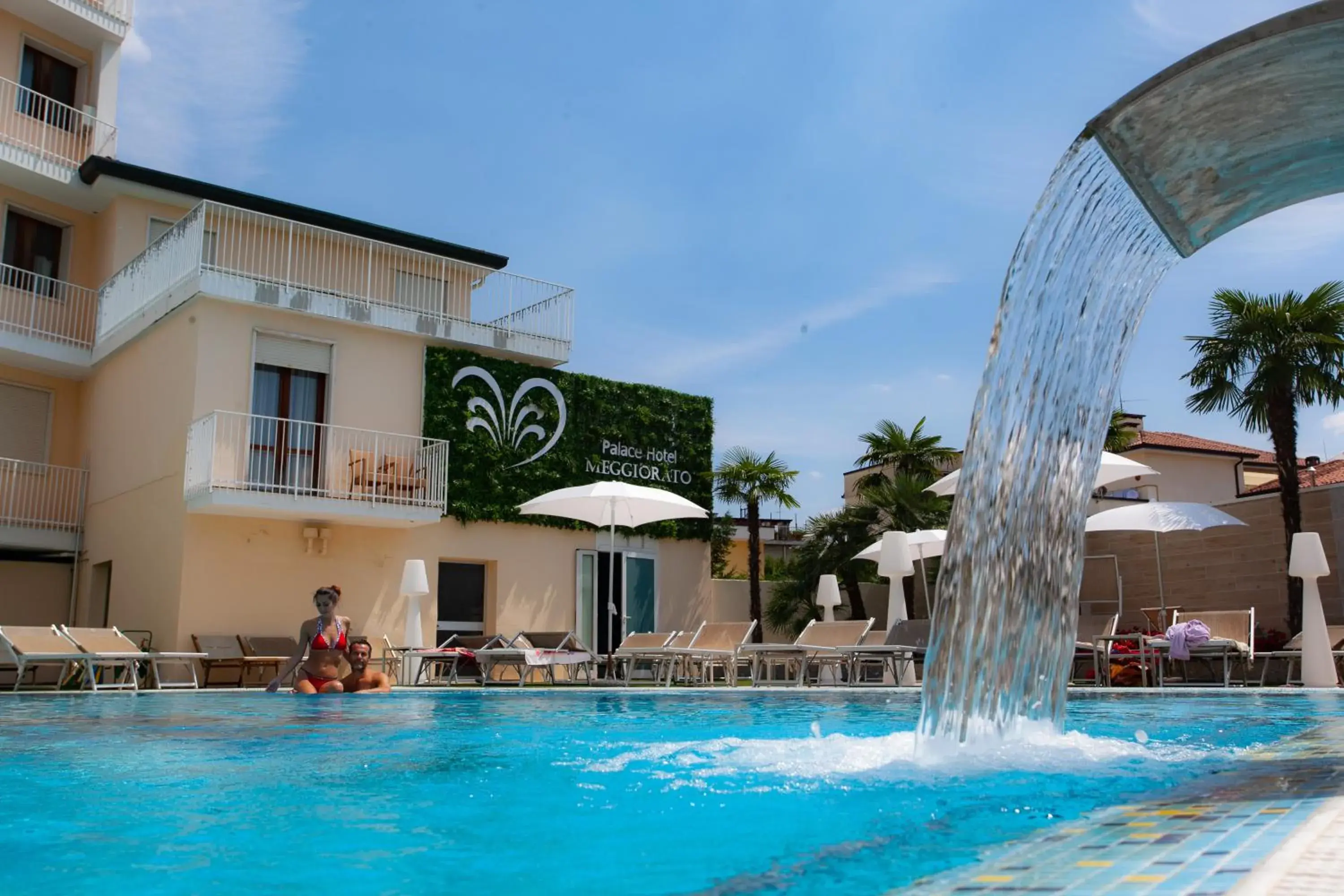 Swimming Pool in Palace Hotel Meggiorato