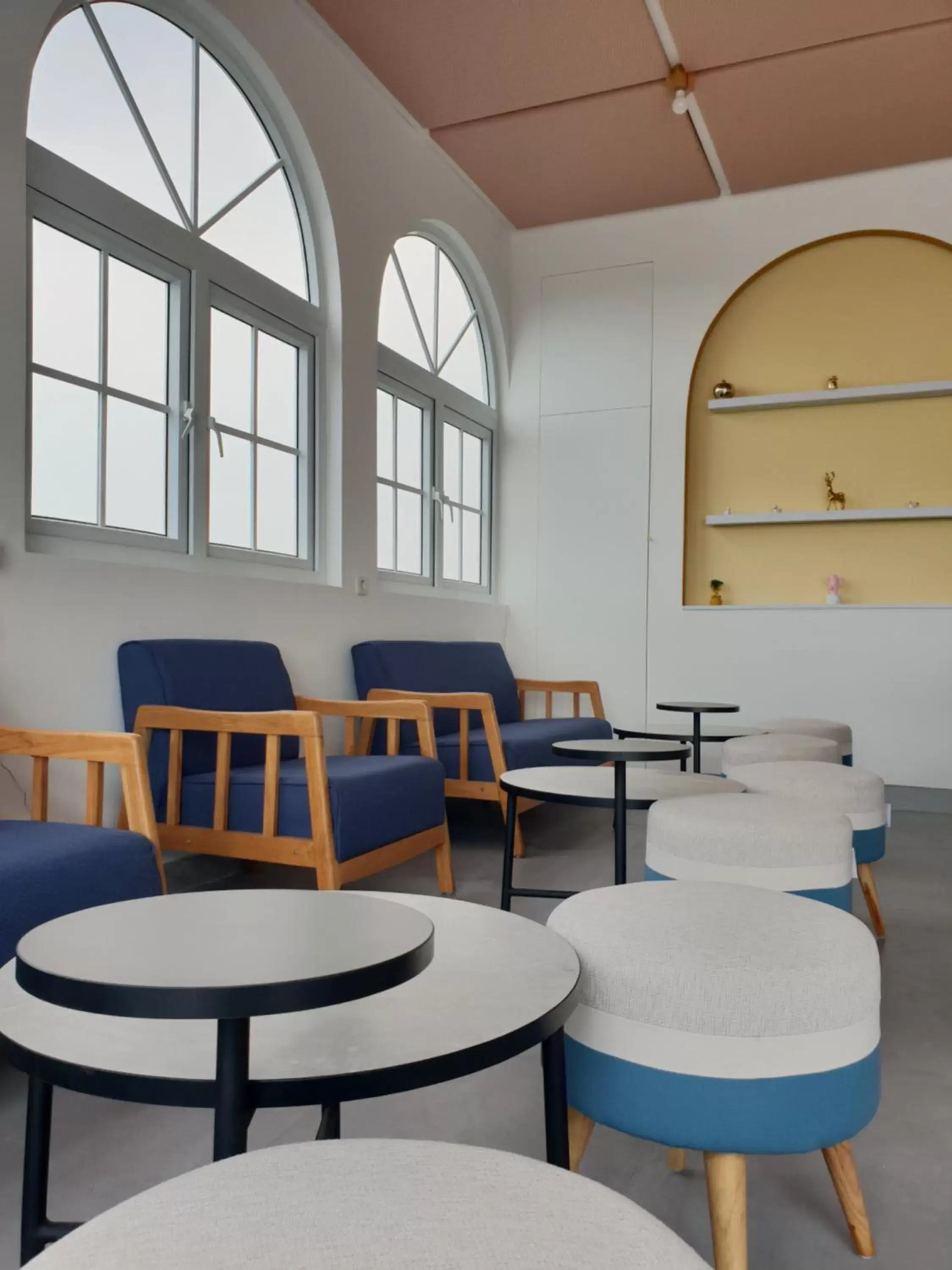 Lounge or bar in Sambina Prime Lounge or bar in Sambina Prime