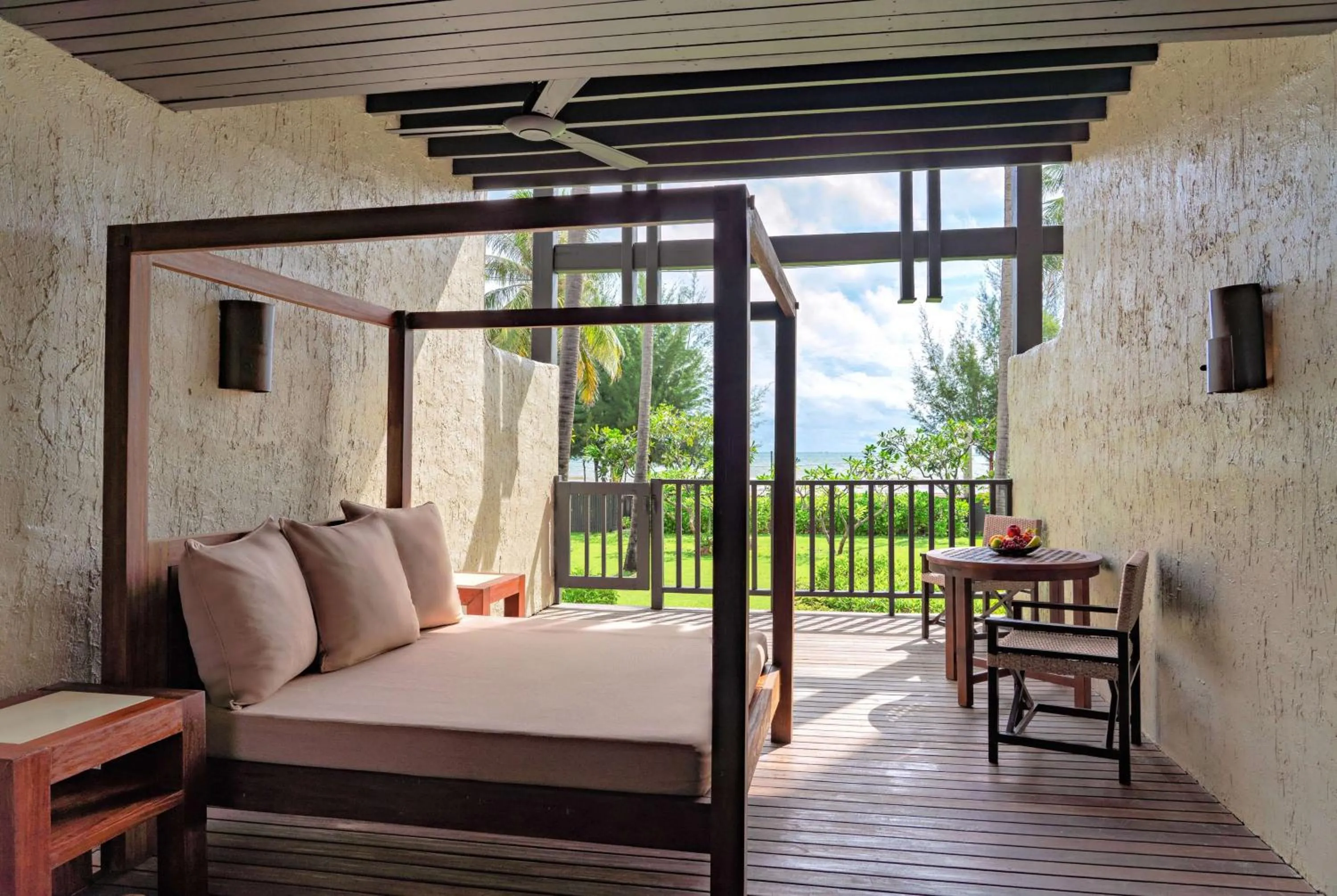 Photo of the whole room, Bed in Wyndham Hua Hin Pranburi Resort & Villas