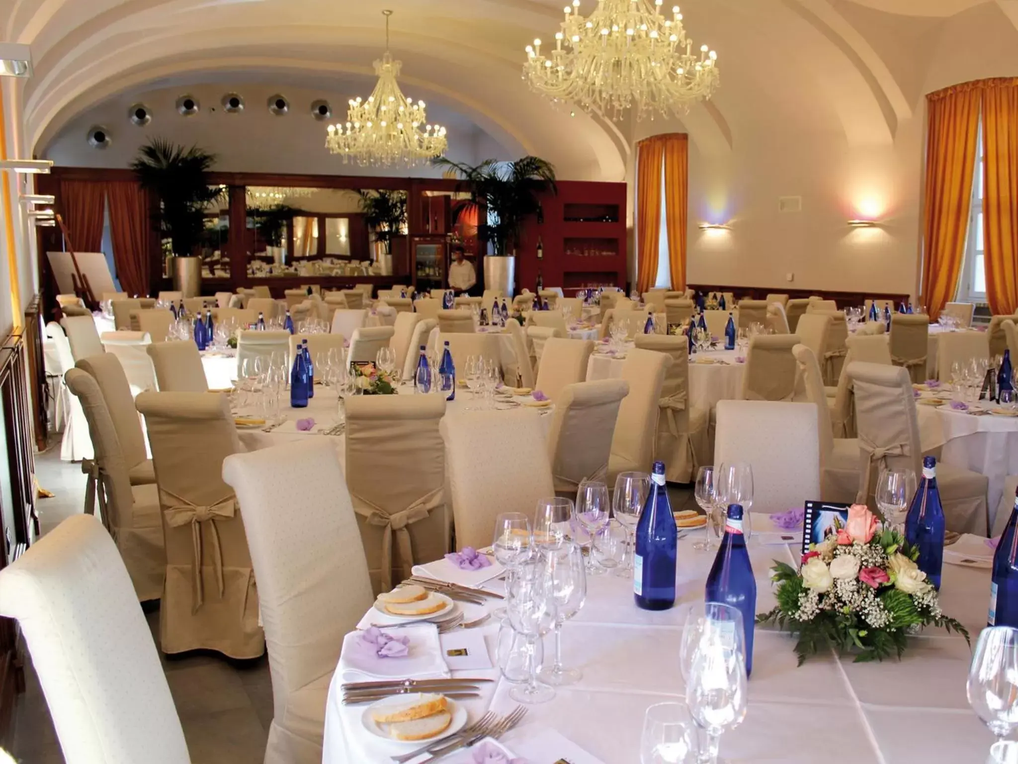 Restaurant/places to eat, Banquet Facilities in Montaldo Castle & Resort