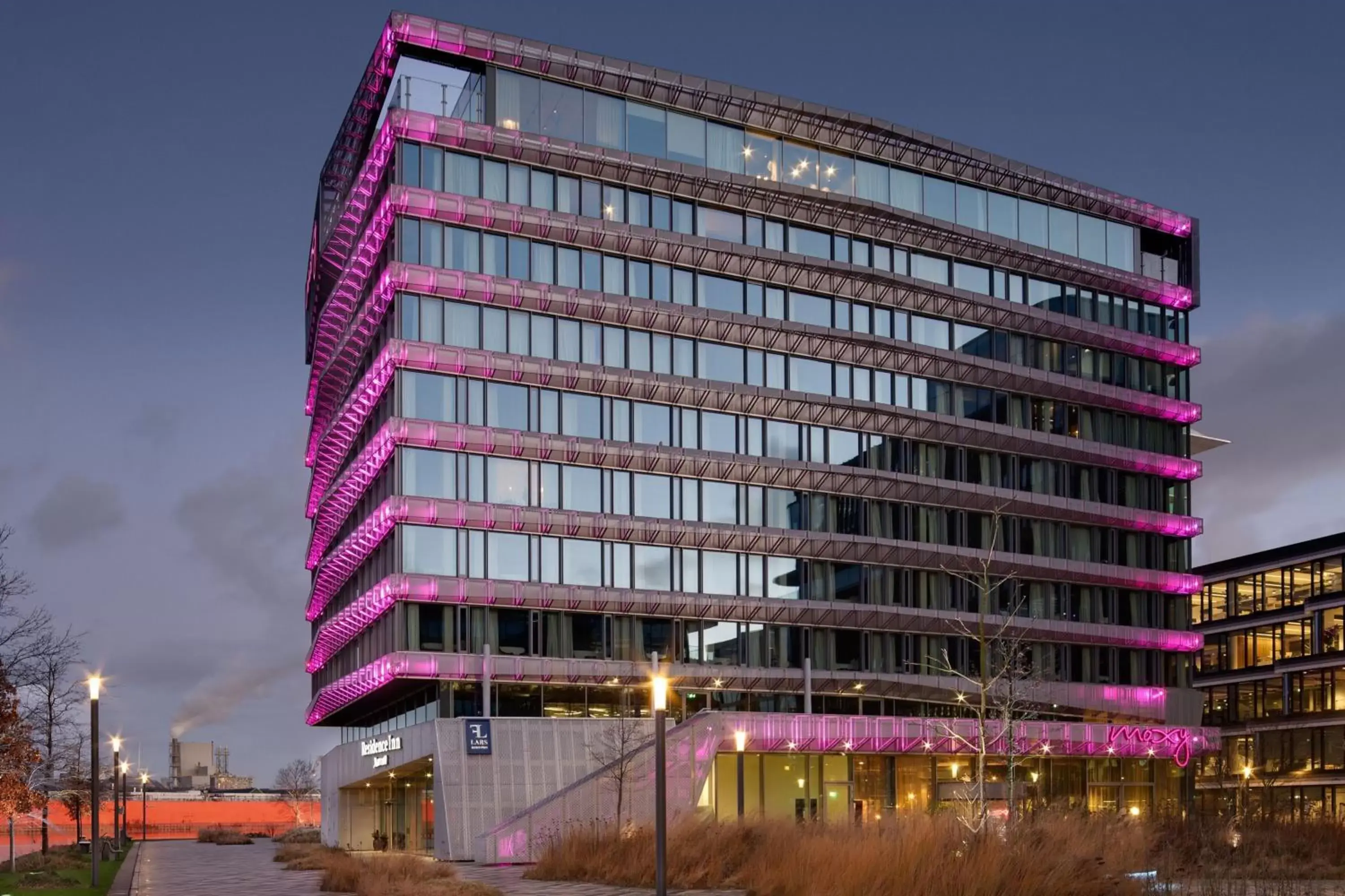 Property Building in Residence Inn by Marriott Amsterdam Houthavens