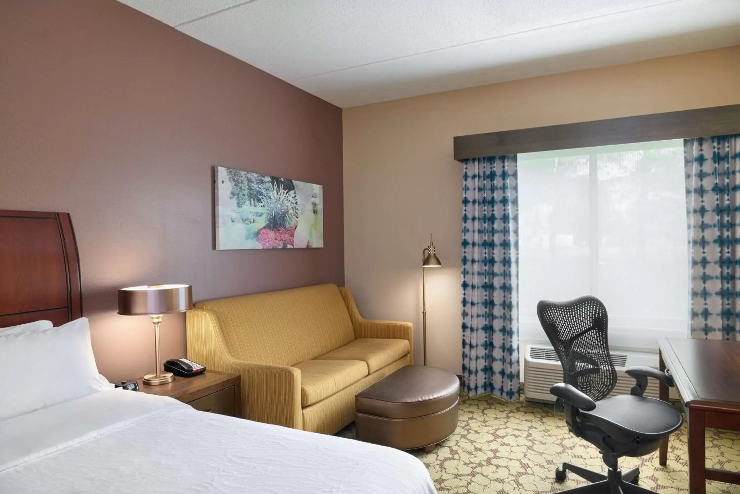 Living room, Seating Area in Hilton Garden Inn Hershey