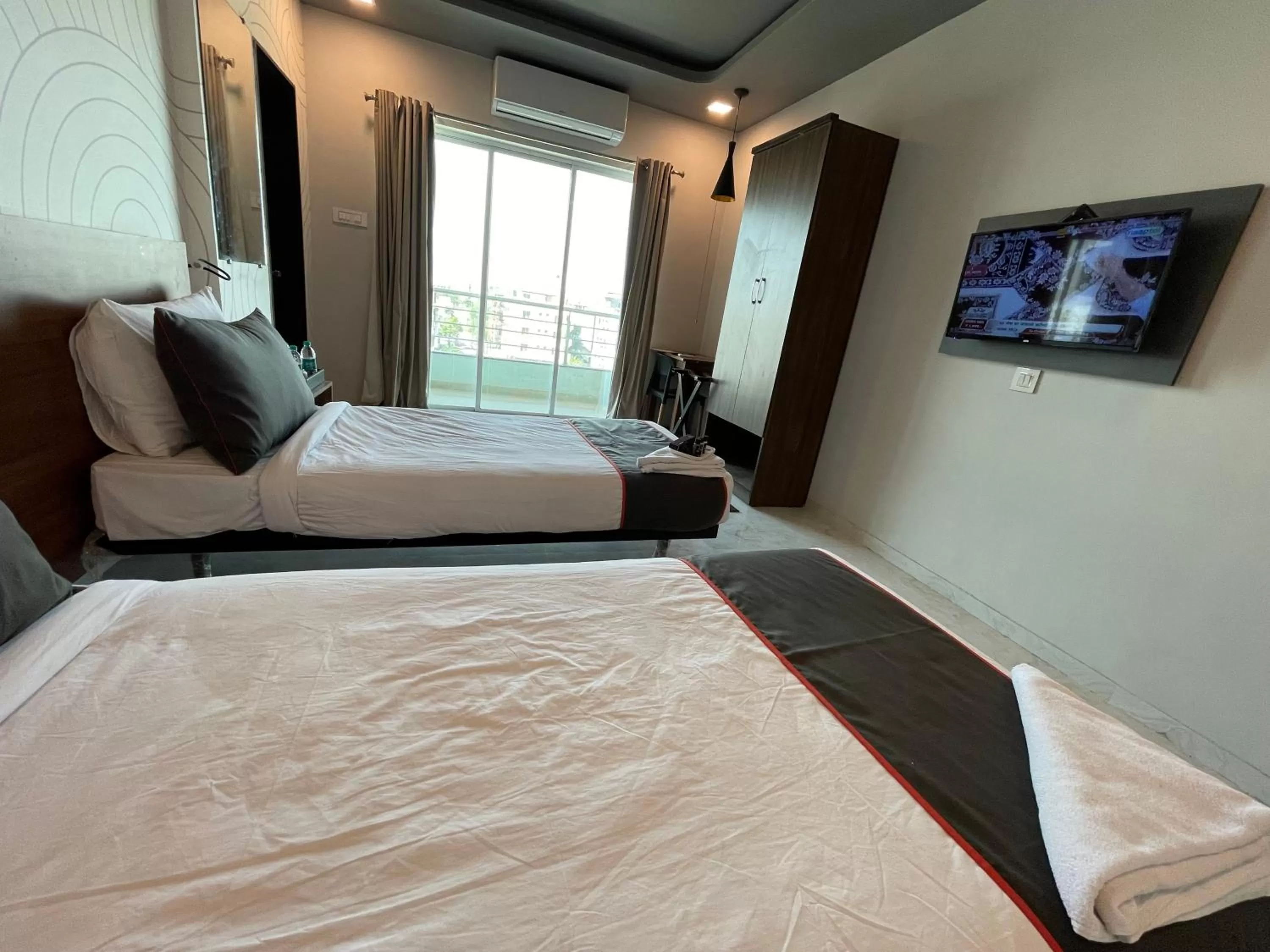 Photo of the whole room, Bed in Manomay Homes