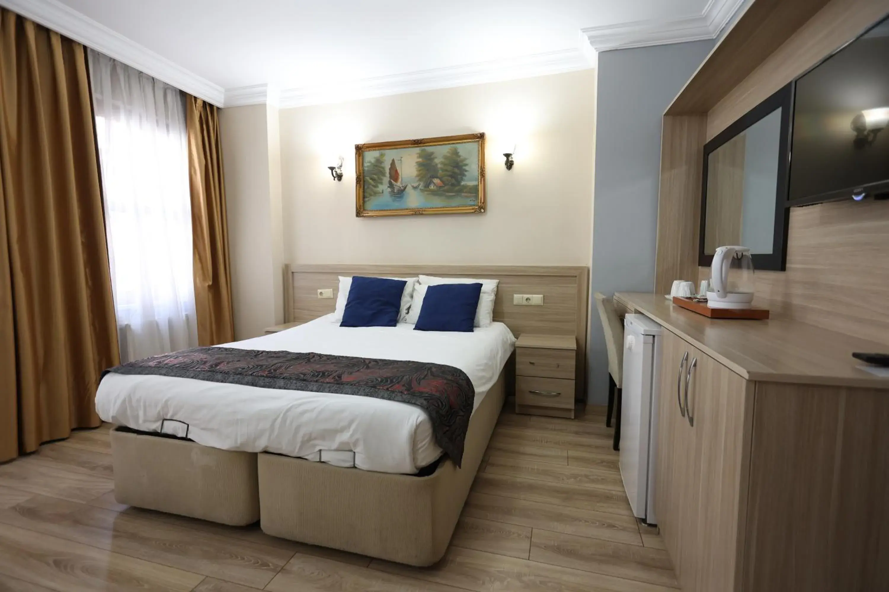 Bed in Arven Boutique Hotel