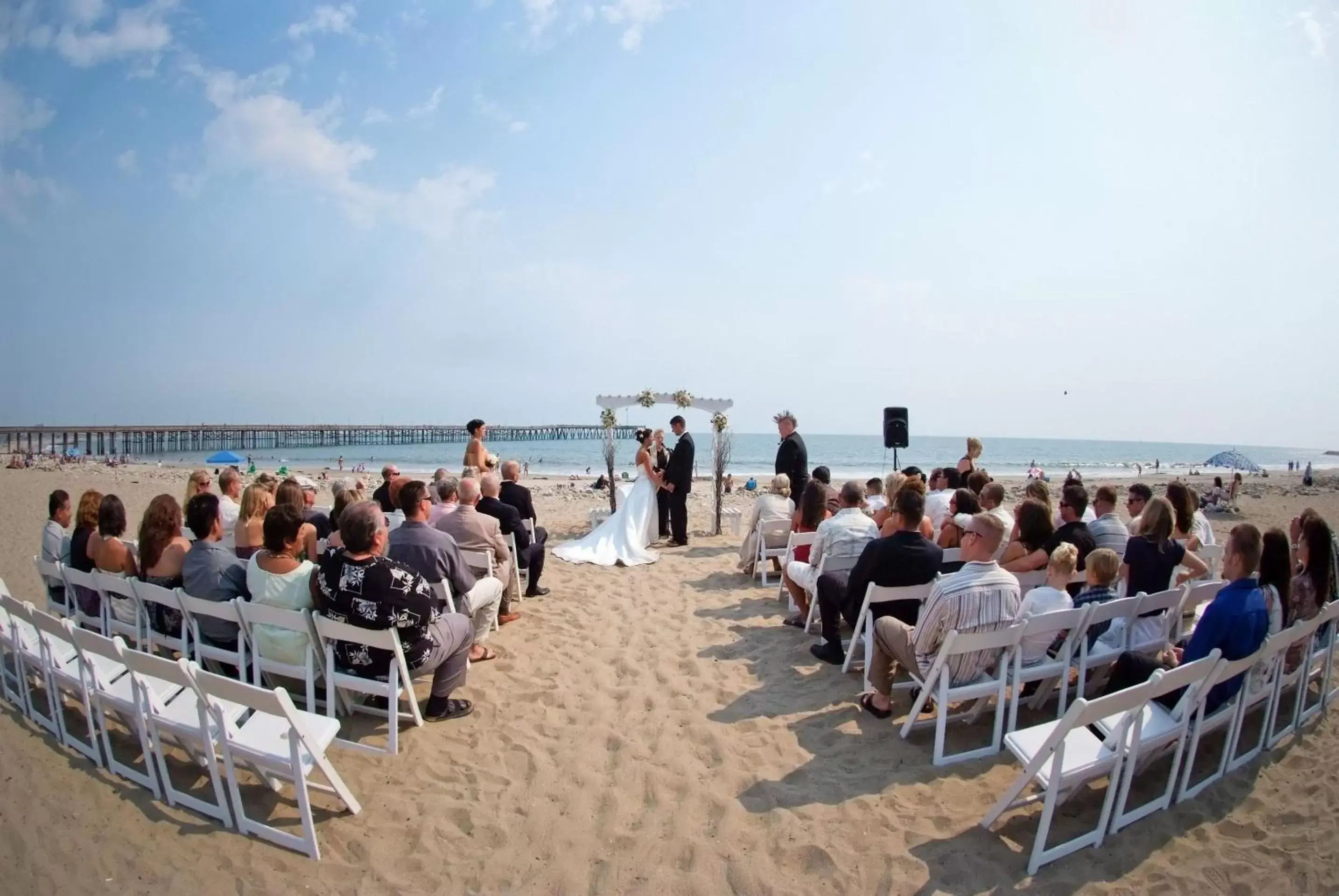 Meeting/conference room, Beach in Crowne Plaza Hotel Ventura Beach, an IHG Hotel