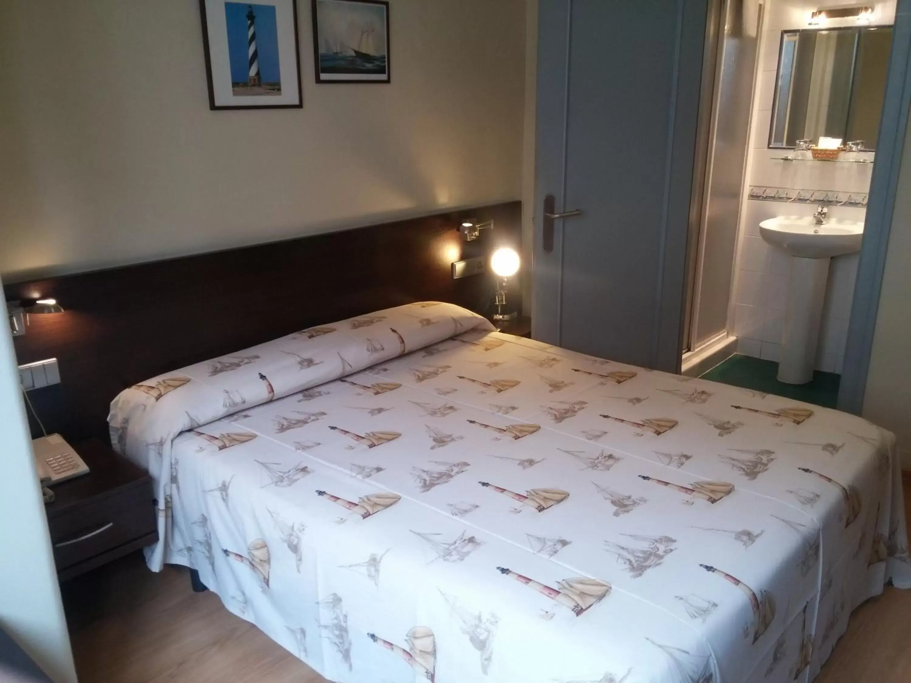 Bedroom, Bed in Hotel Náutico