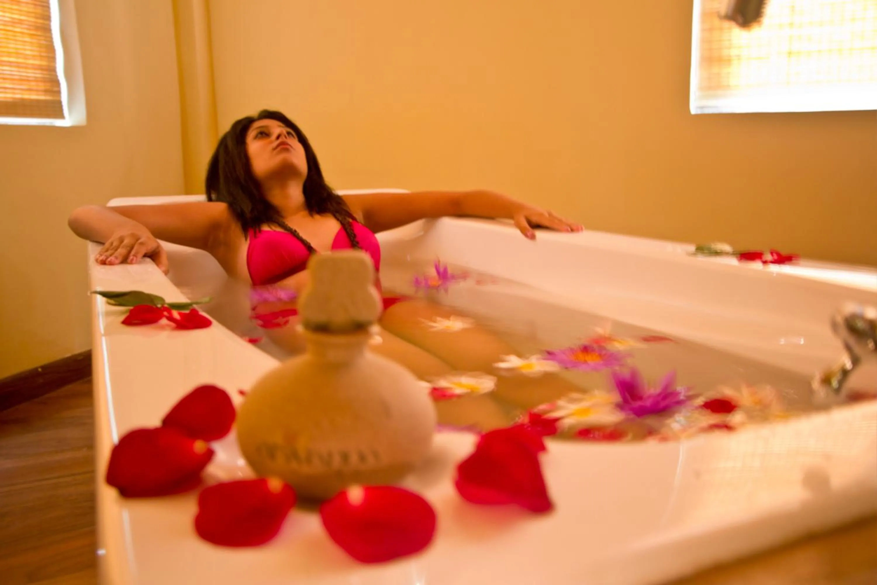 Hot Tub in Randholee Resort & Spa