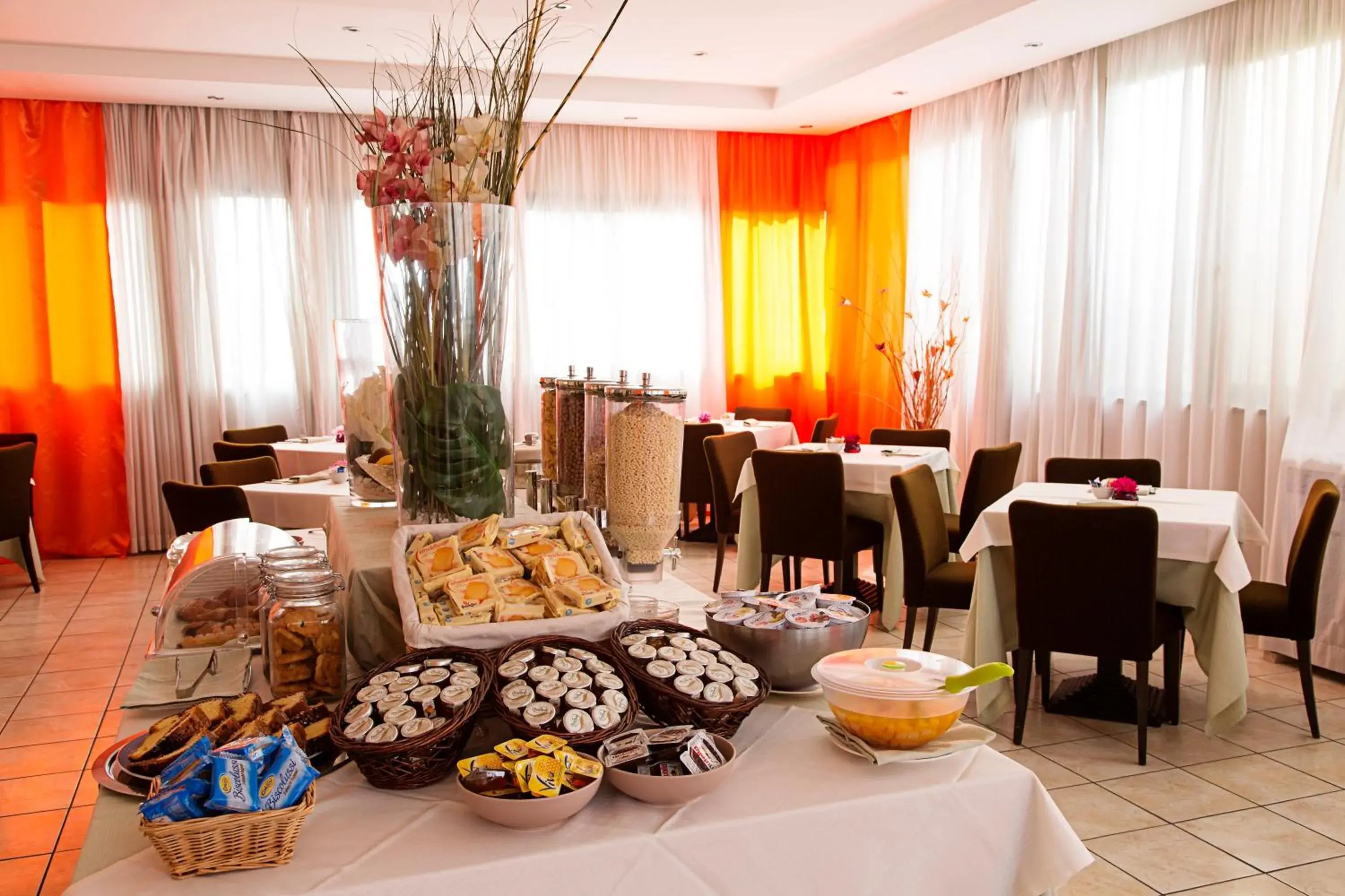 Restaurant/Places to Eat in Hotel President Pomezia