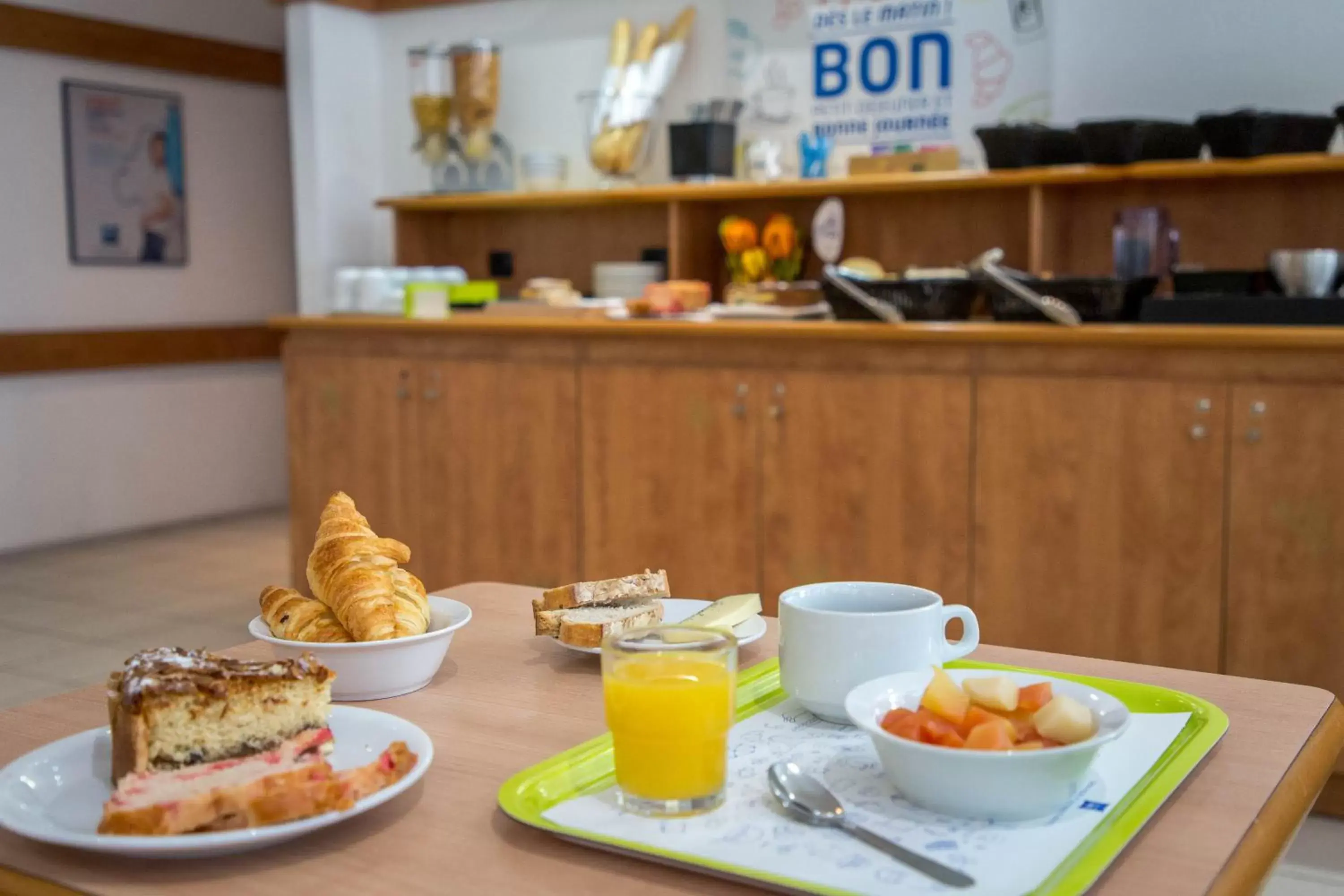 Buffet breakfast, Breakfast in ibis budget Béziers Centre Palais Congres