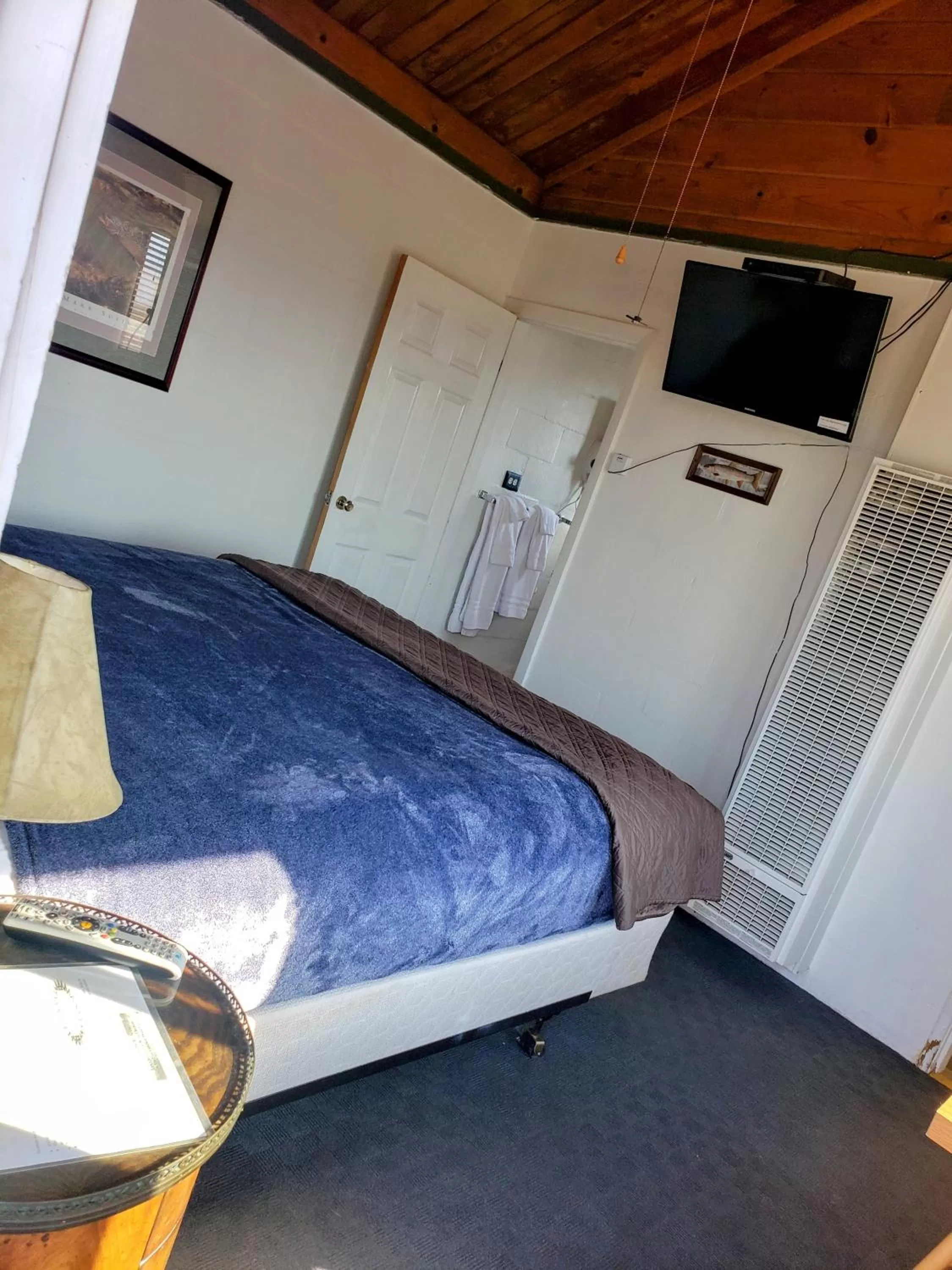 Bed in Big Meadow Lodge