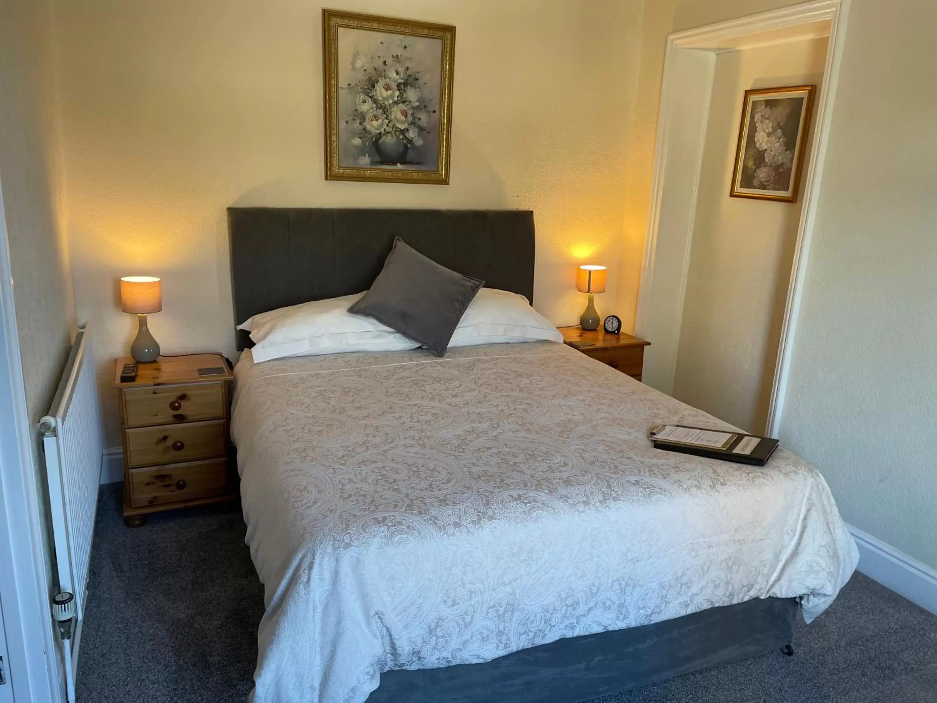 Bed in Bron Menai Guest House