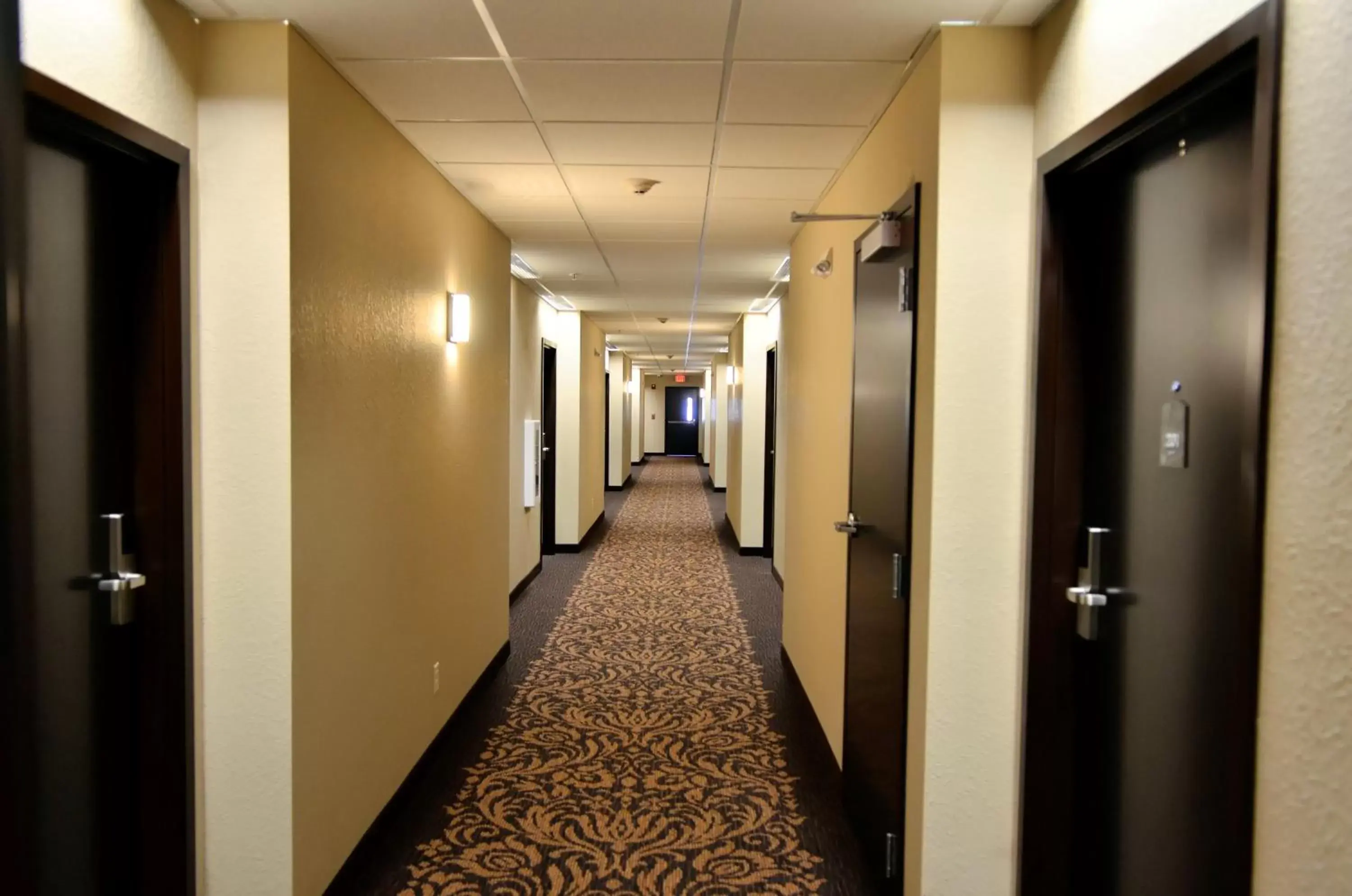 Property building in Cobblestone Inn & Suites - Holstein