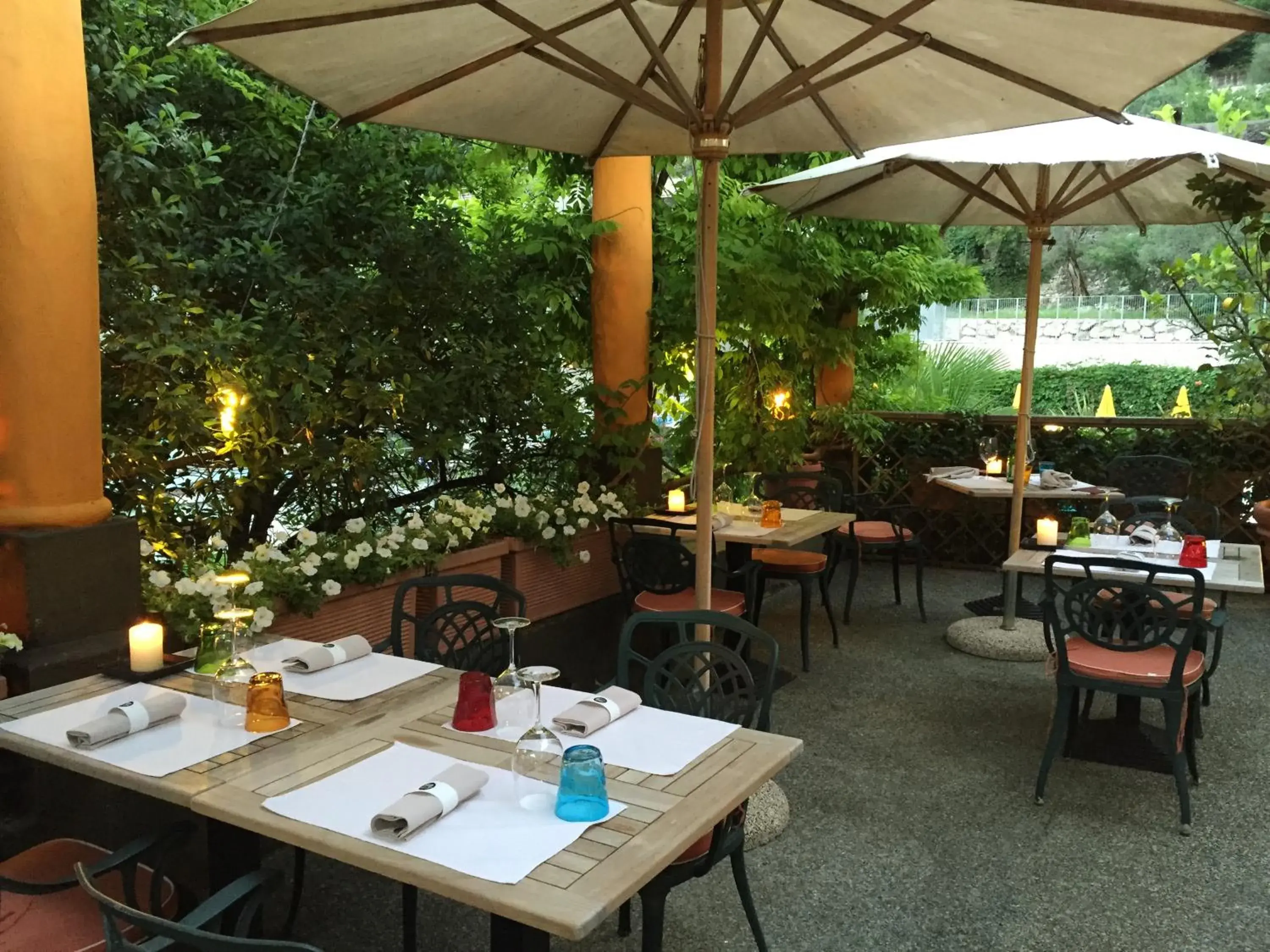 Restaurant/Places to Eat in Hotel Villa Miravalle