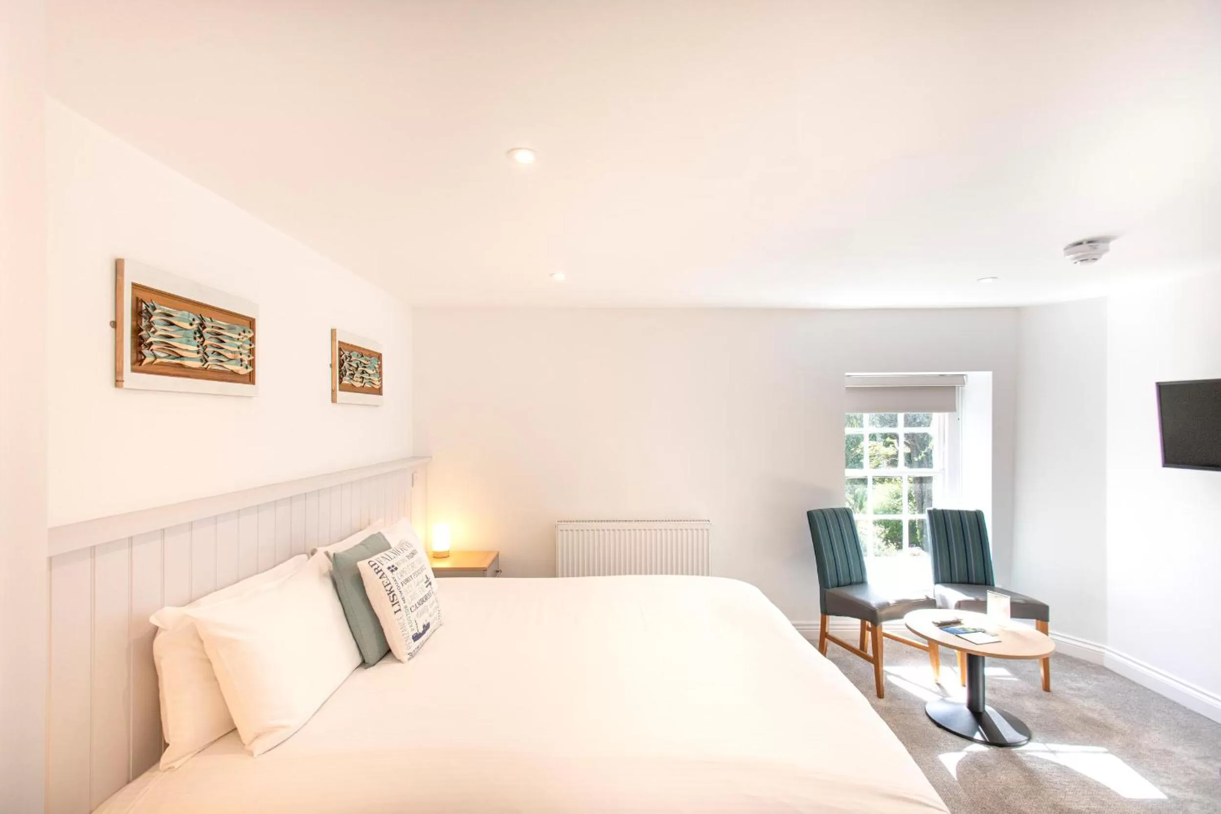 Bed in Tregenna Castle Resort