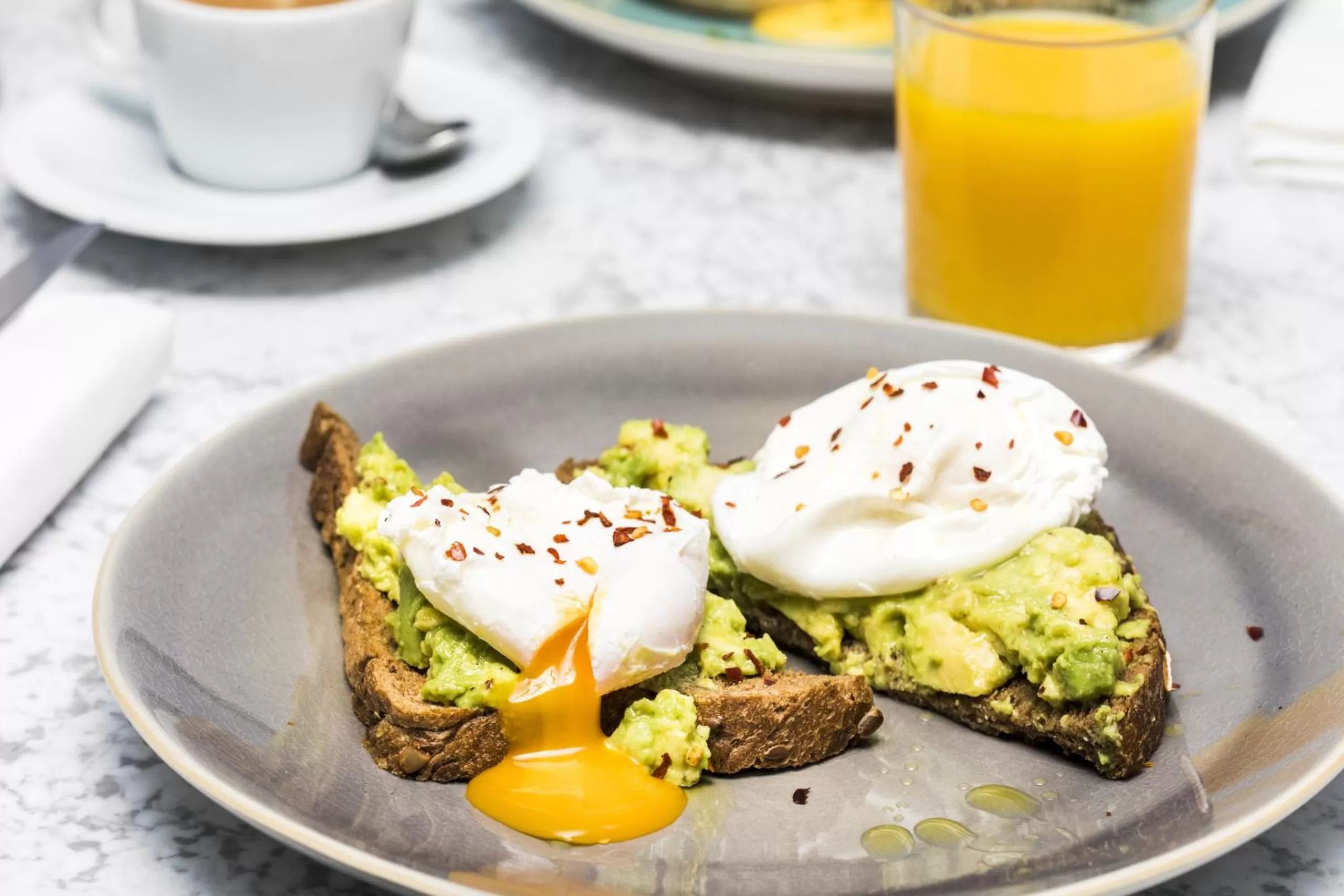Breakfast in The Windermere Hotel, London