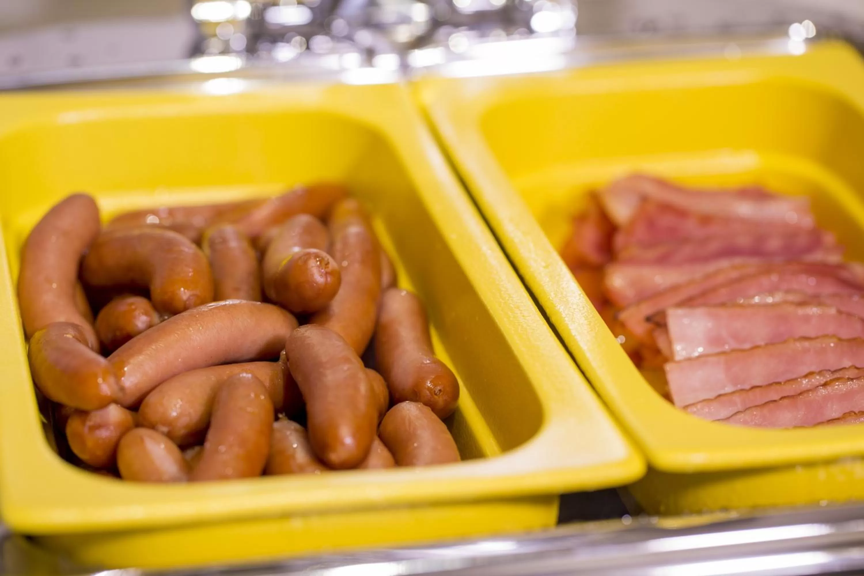 Buffet breakfast in Hotel Monterey Kobe