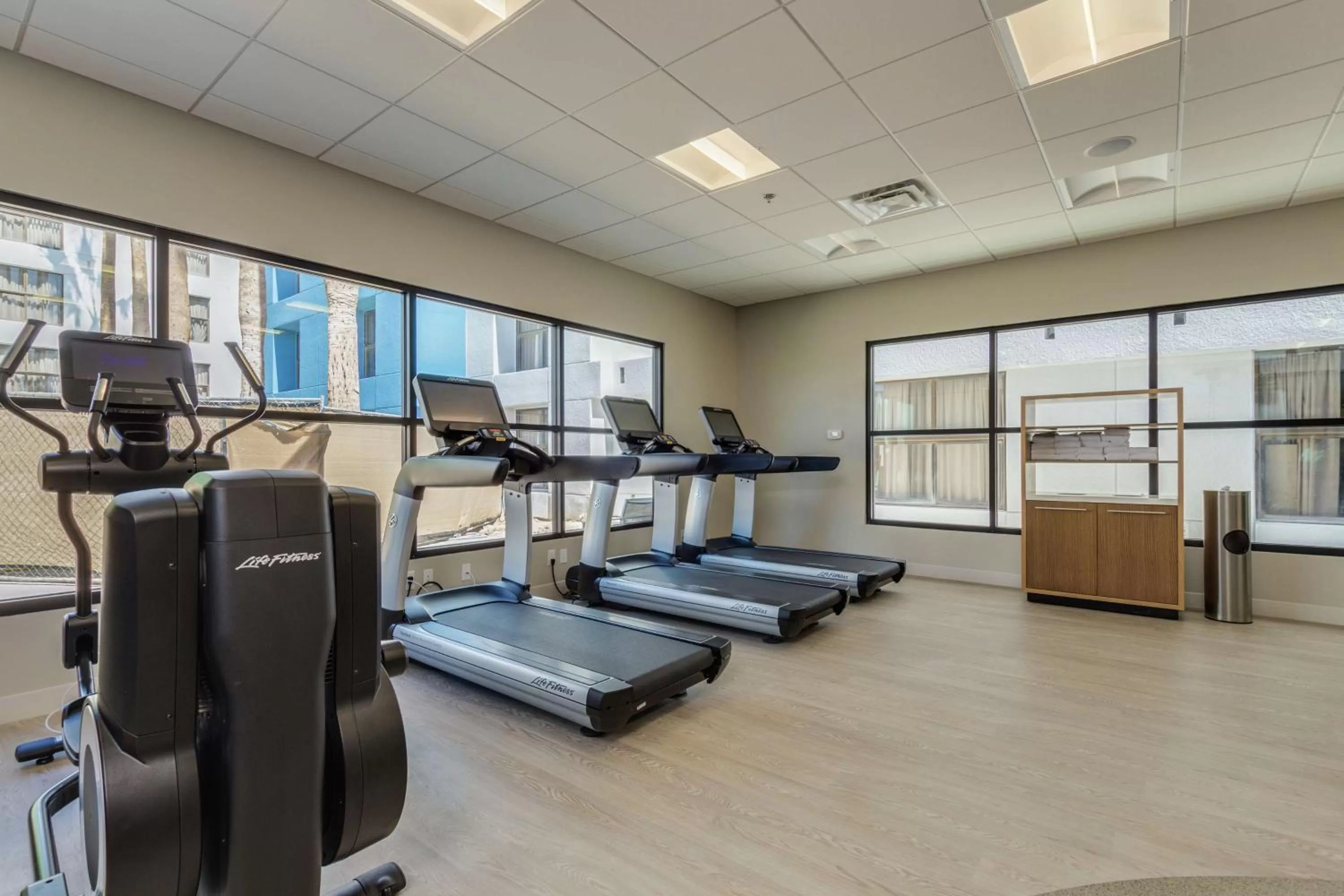 Fitness centre/facilities in DoubleTree by Hilton Chandler Phoenix, AZ