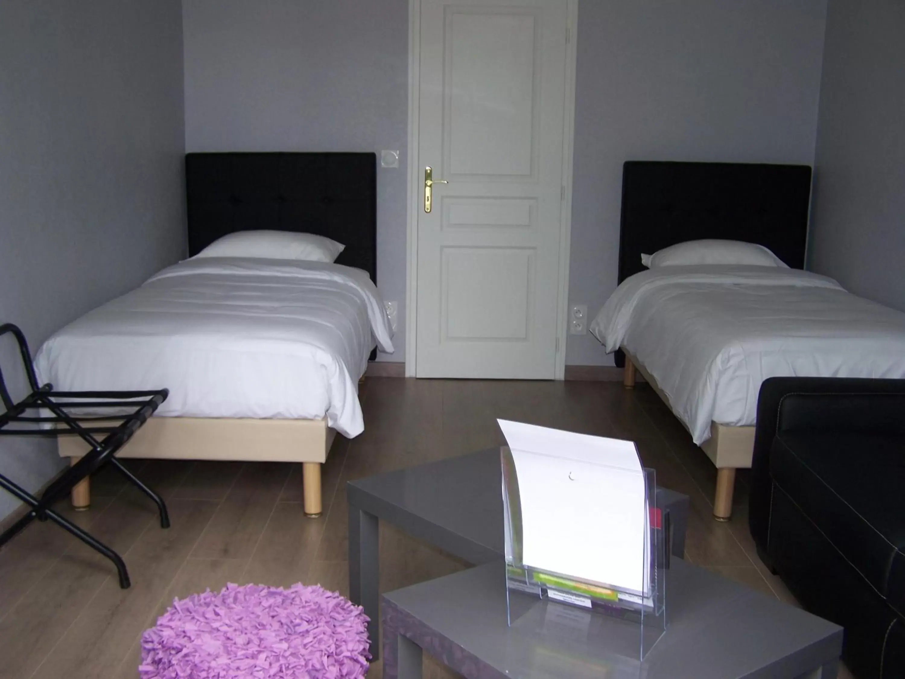 Bedroom, Bed in Hôtel Le Verger